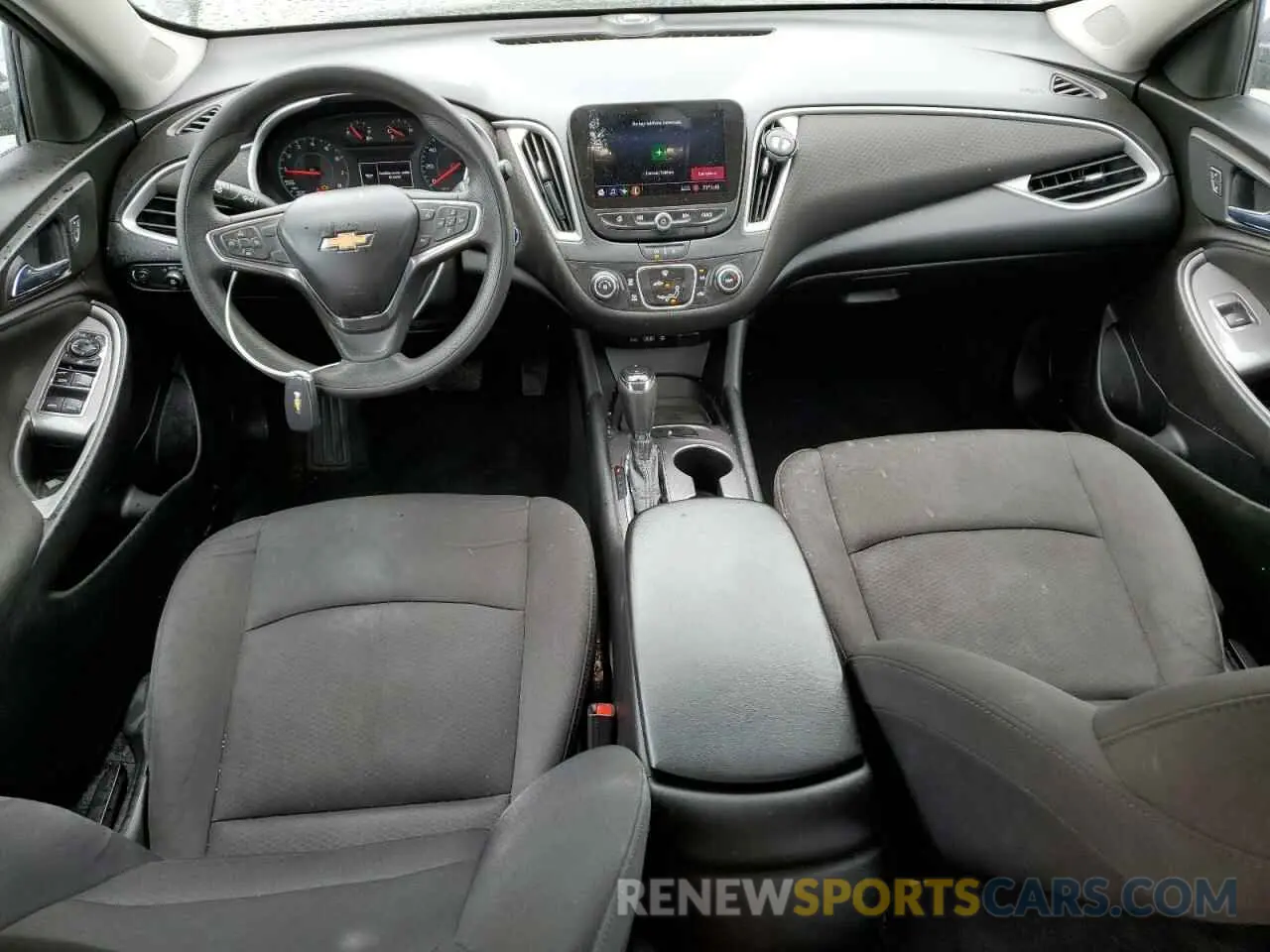8 fotografías del automóvil dañado 1G1ZB5ST4LF148376 CHEVROLET MALIBU 2020
