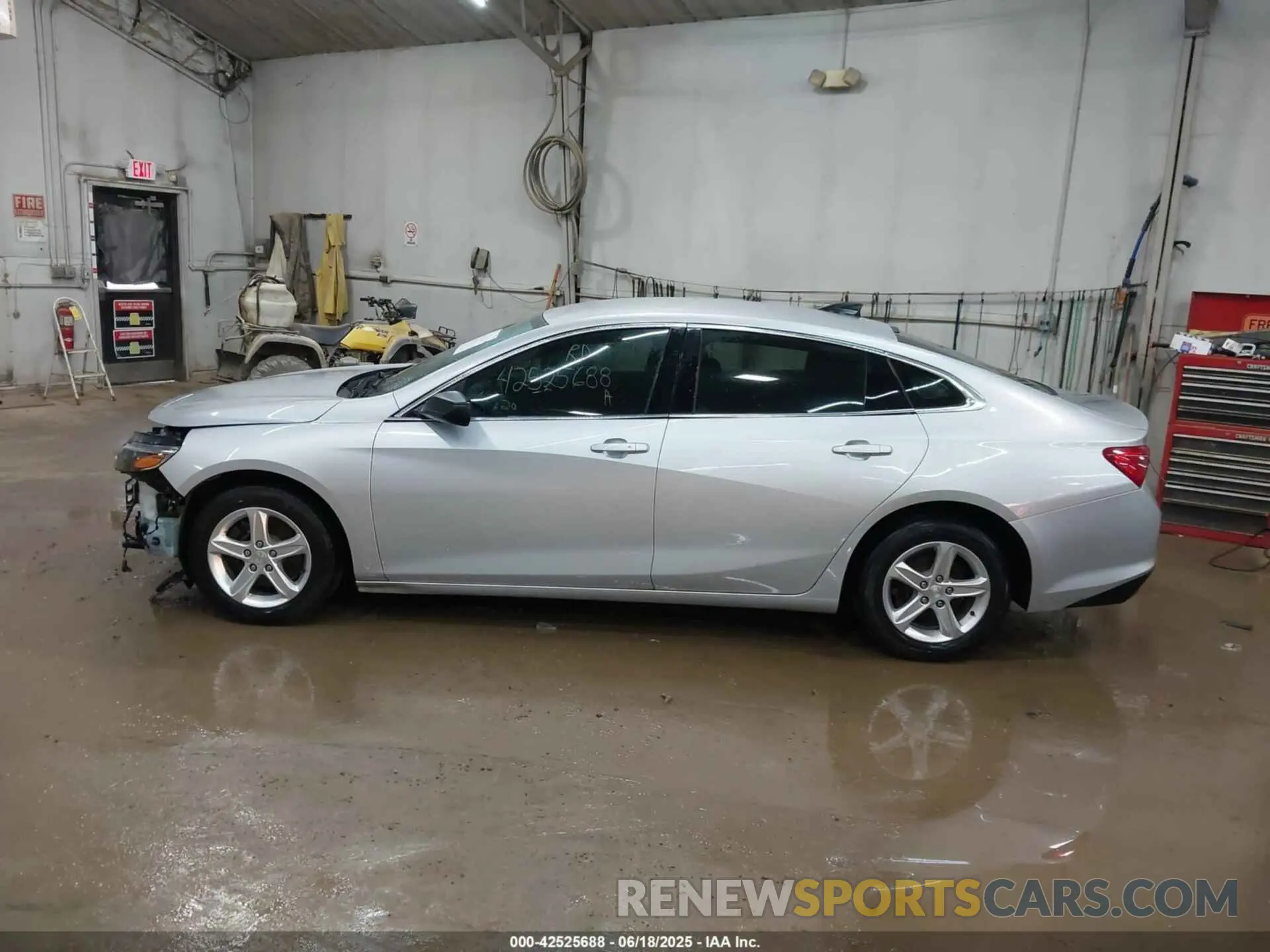14 fotografías del automóvil dañado 1G1ZB5ST4LF155702 CHEVROLET MALIBU 2020