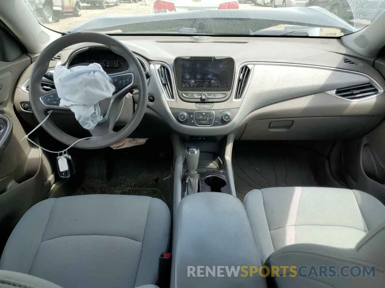 8 fotografías del automóvil dañado 1G1ZB5ST5LF028134 CHEVROLET MALIBU 2020