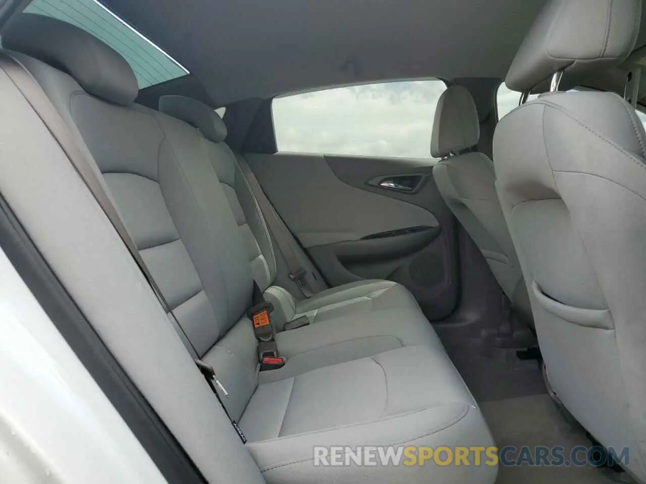 10 fotografías del automóvil dañado 1G1ZB5ST6LF009284 CHEVROLET MALIBU 2020