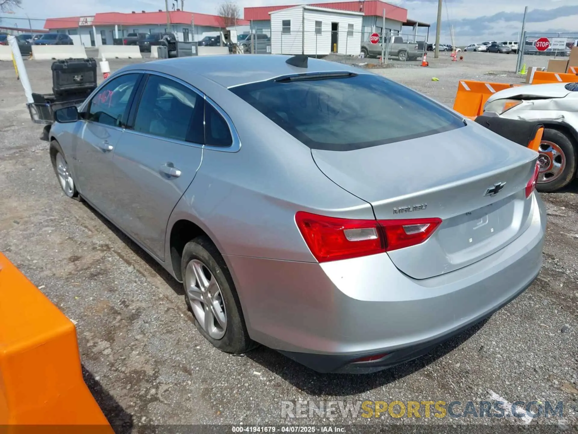 3 fotografías del automóvil dañado 1G1ZB5ST6LF014310 CHEVROLET MALIBU 2020
