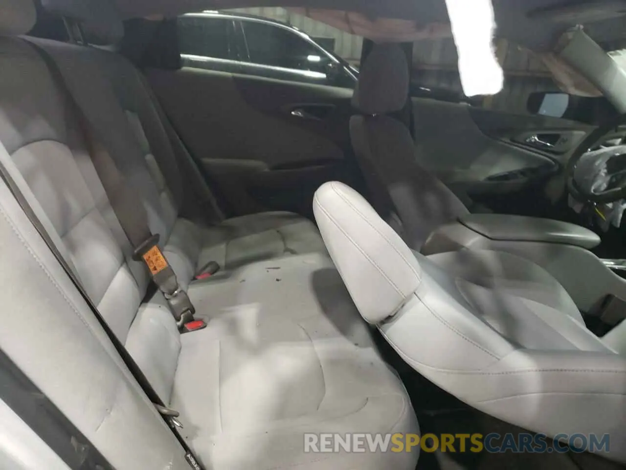 10 fotografías del automóvil dañado 1G1ZB5ST8LF128938 CHEVROLET MALIBU 2020
