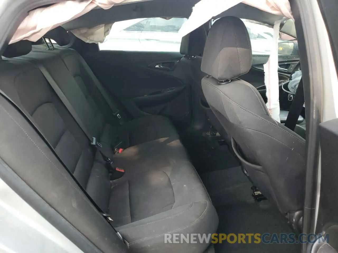10 fotografías del automóvil dañado 1G1ZB5ST8LF130303 CHEVROLET MALIBU 2020