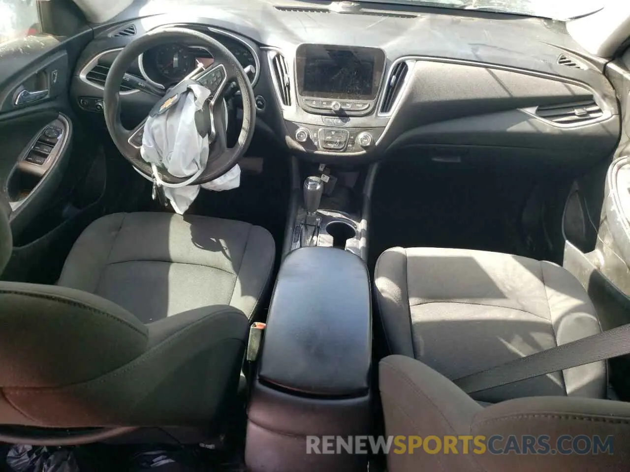 8 fotografías del automóvil dañado 1G1ZB5ST8LF130303 CHEVROLET MALIBU 2020