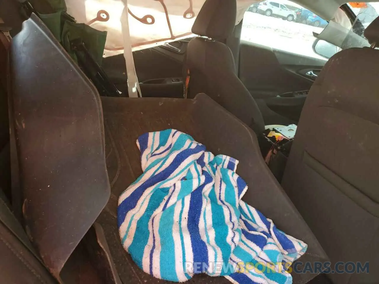 10 fotografías del automóvil dañado 1G1ZB5ST8LF148848 CHEVROLET MALIBU 2020