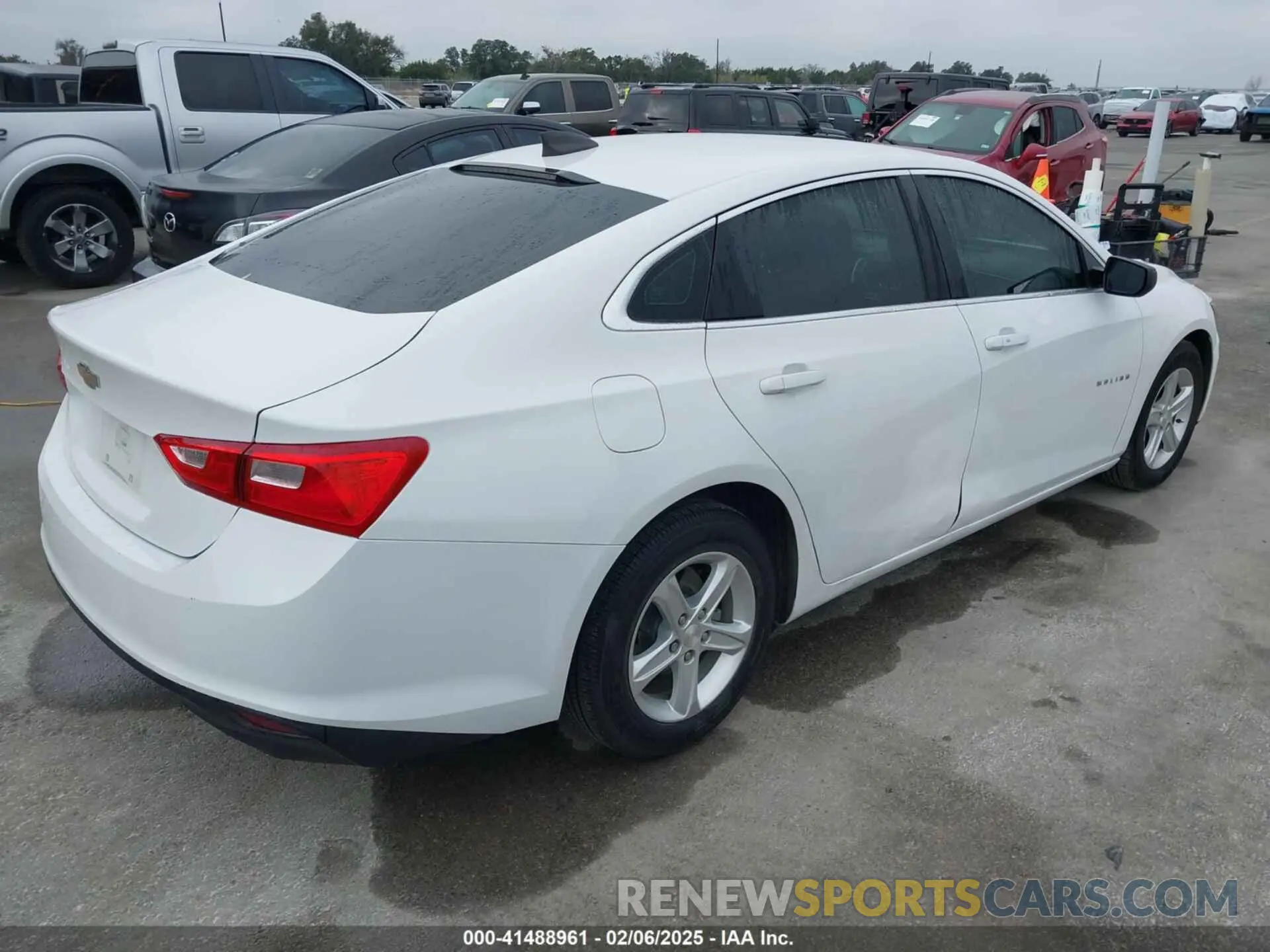 4 fotografías del automóvil dañado 1G1ZB5ST9LF030470 CHEVROLET MALIBU 2020