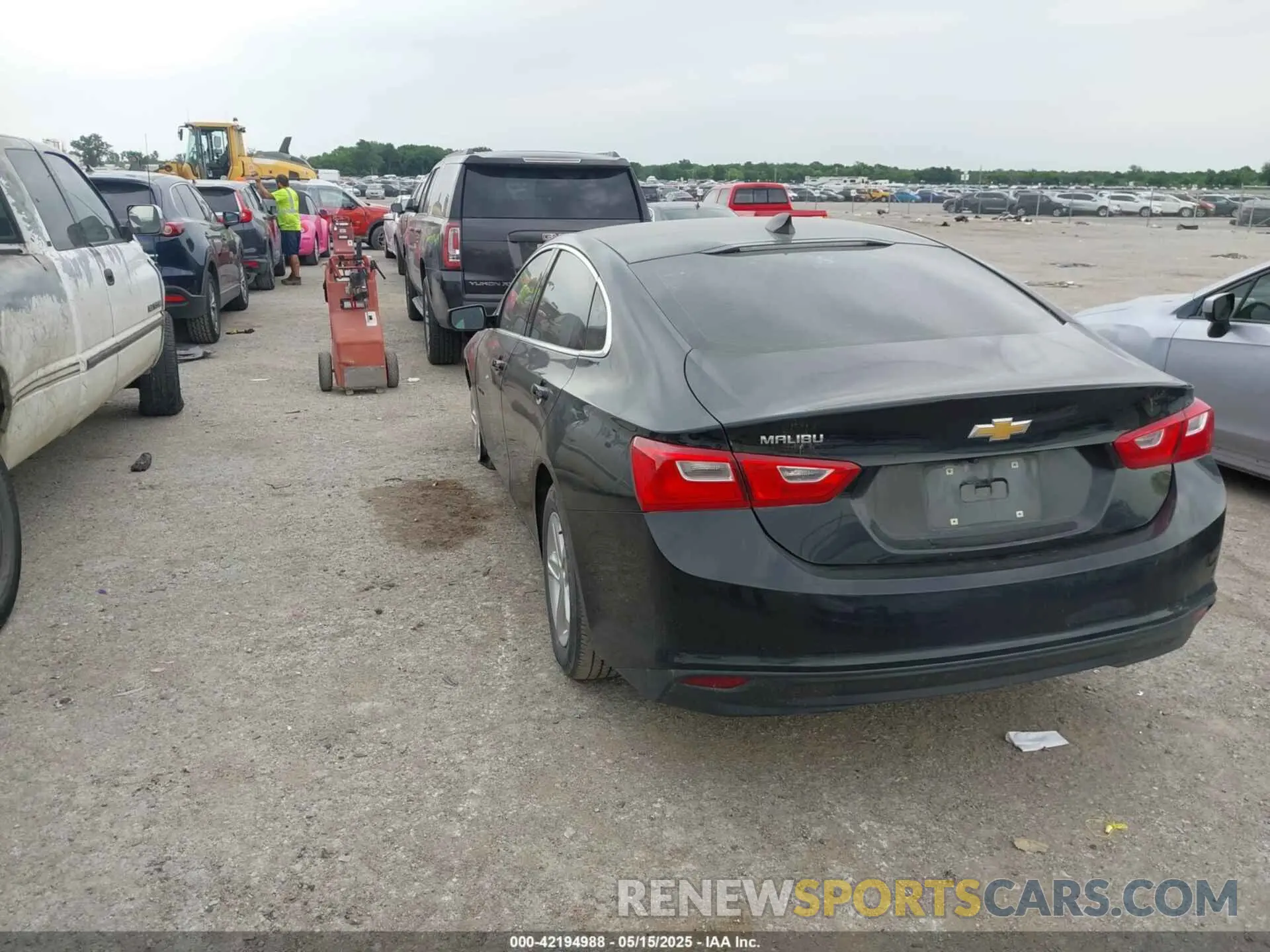 3 fotografías del automóvil dañado 1G1ZB5ST9LF150298 CHEVROLET MALIBU 2020
