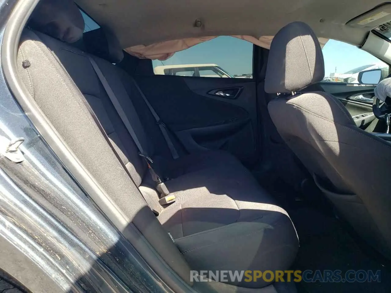 10 fotografías del automóvil dañado 1G1ZB5STXLF048783 CHEVROLET MALIBU 2020