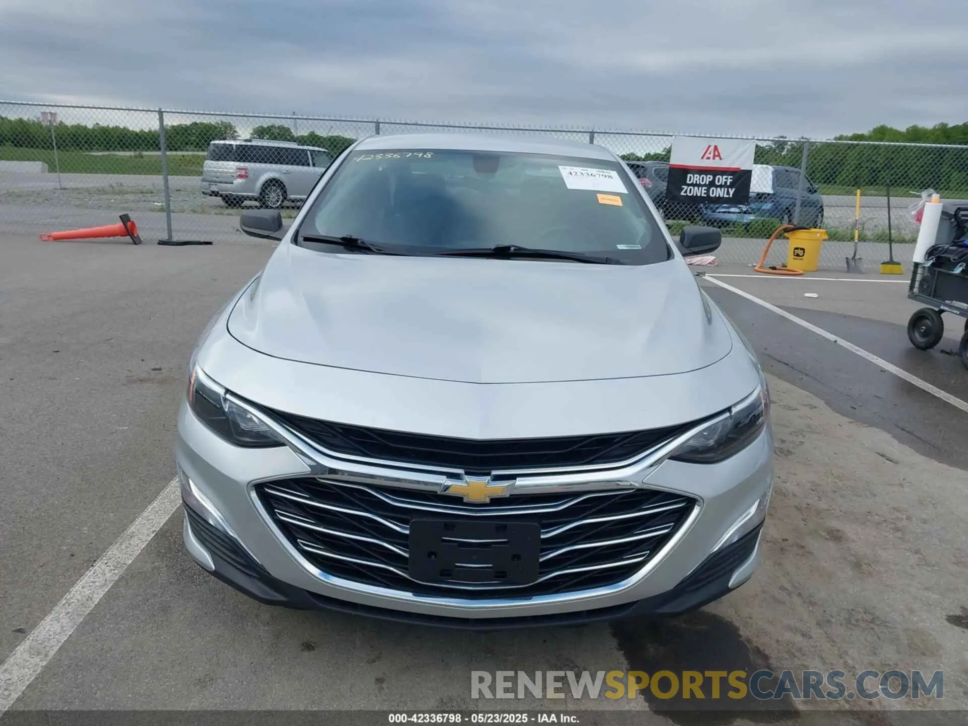 12 fotografías del automóvil dañado 1G1ZB5STXLF128892 CHEVROLET MALIBU 2020