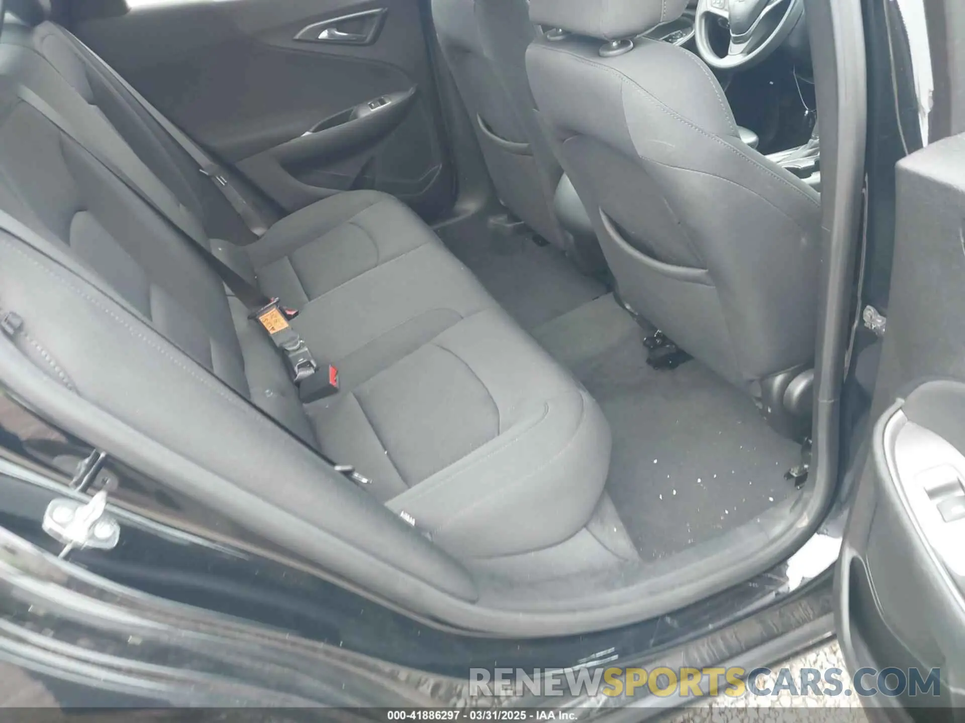 8 fotografías del automóvil dañado 1G1ZC5ST1LF141771 CHEVROLET MALIBU 2020