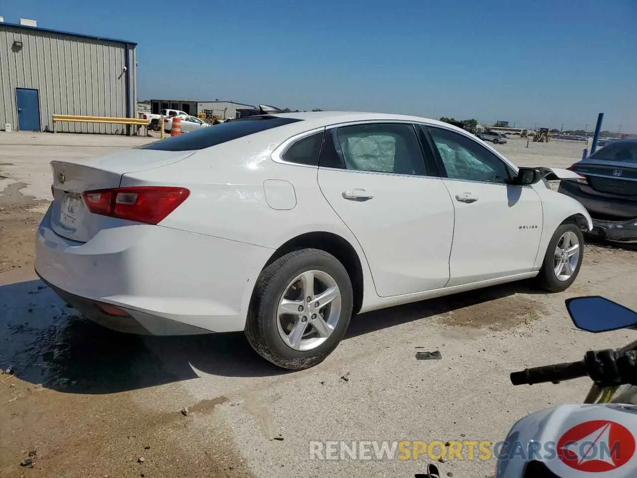 3 fotografías del automóvil dañado 1G1ZC5ST1LF146338 CHEVROLET MALIBU 2020