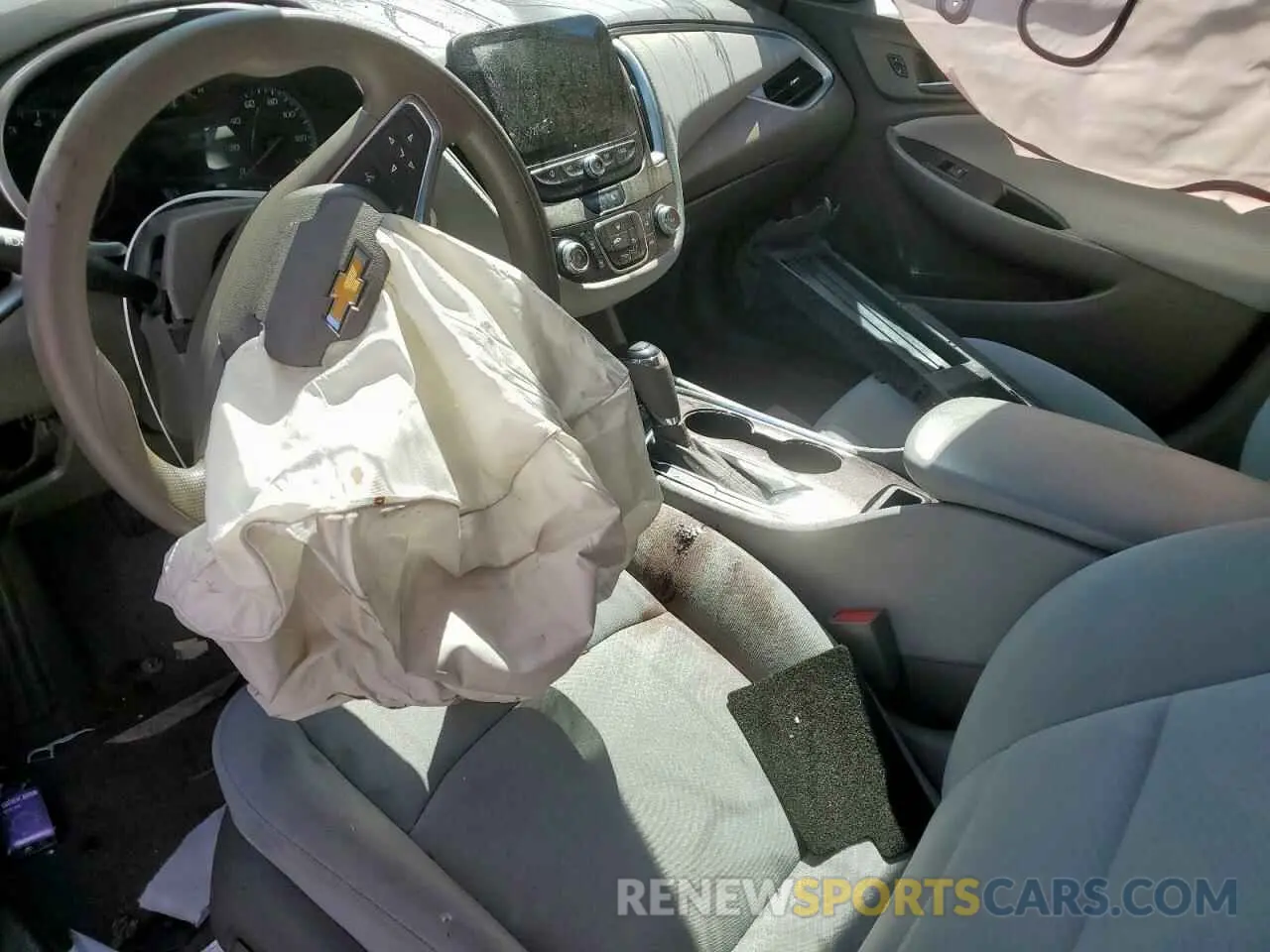 8 fotografías del automóvil dañado 1G1ZC5ST1LF146338 CHEVROLET MALIBU 2020
