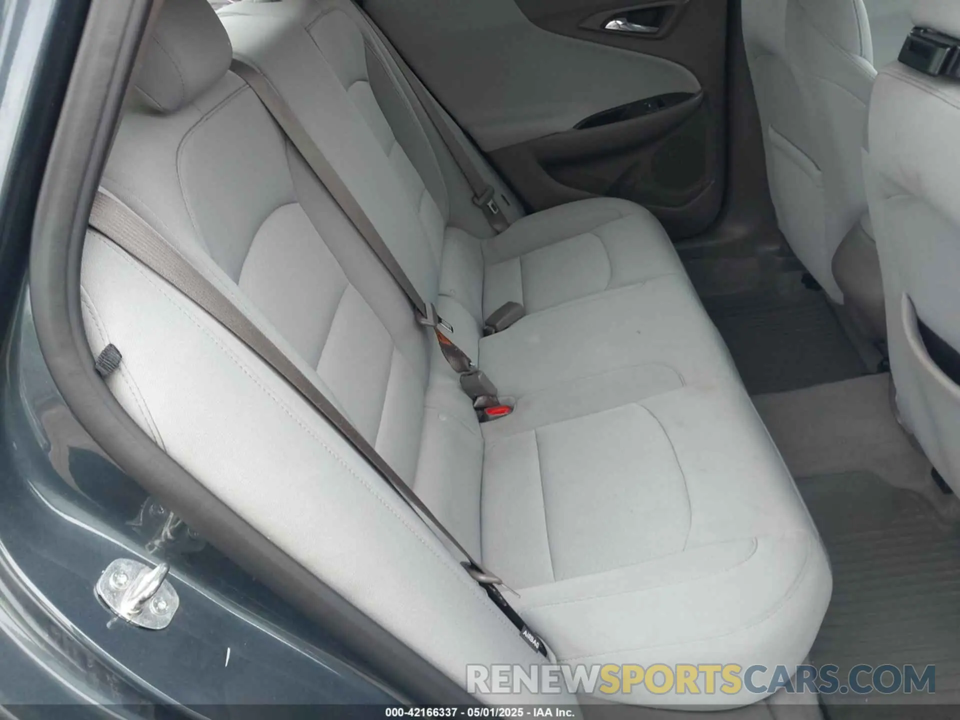 8 fotografías del automóvil dañado 1G1ZC5ST2LF079927 CHEVROLET MALIBU 2020