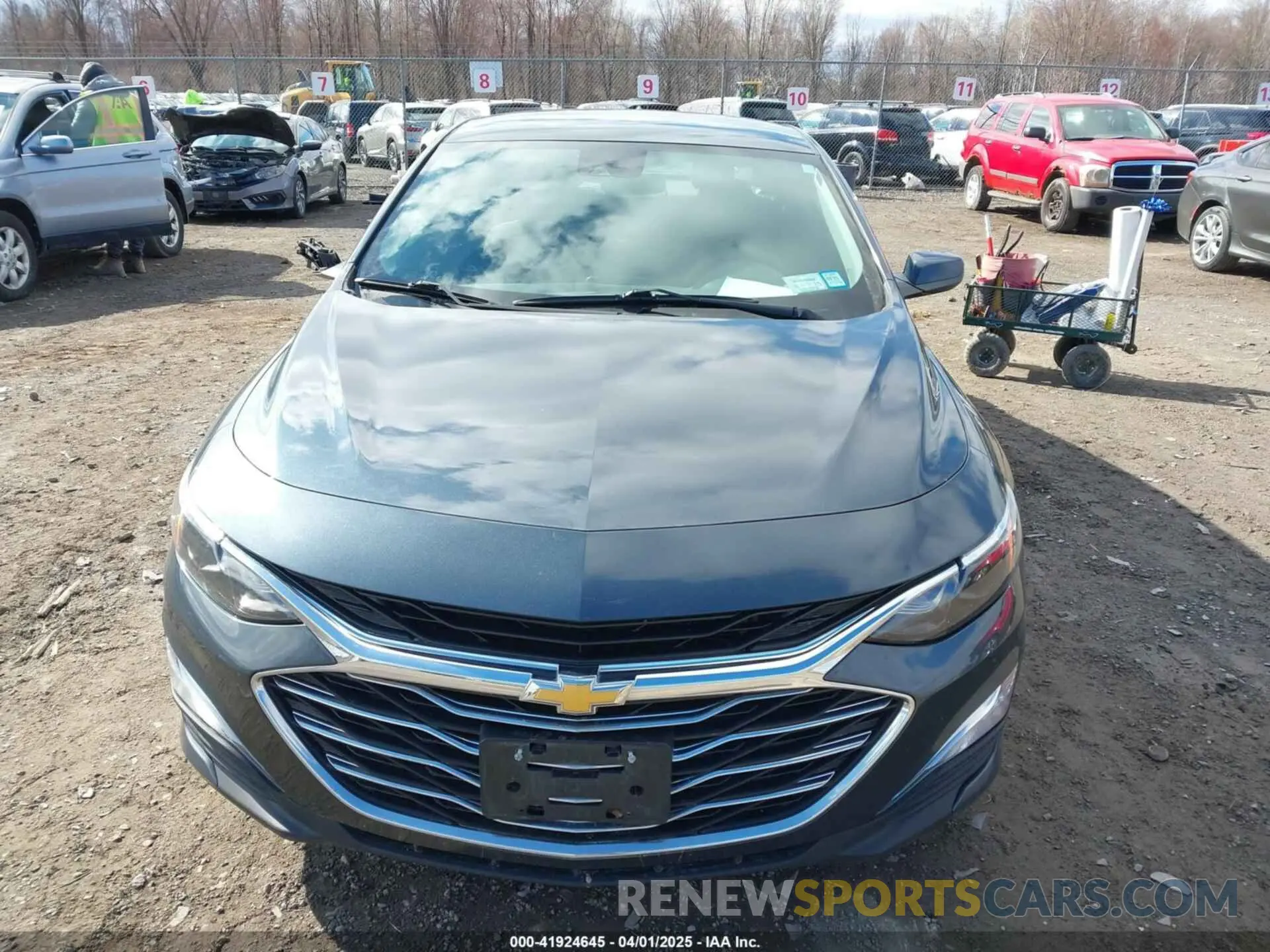12 fotografías del automóvil dañado 1G1ZC5ST2LF106625 CHEVROLET MALIBU 2020