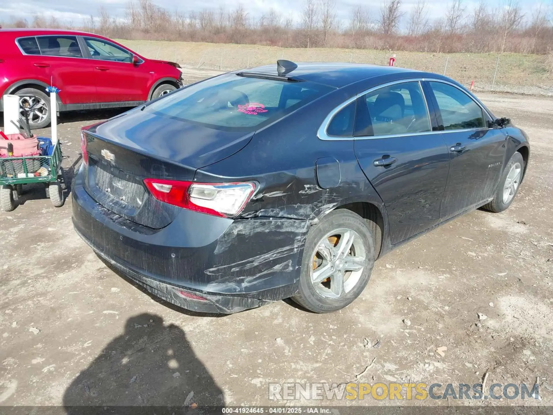 4 fotografías del automóvil dañado 1G1ZC5ST2LF106625 CHEVROLET MALIBU 2020