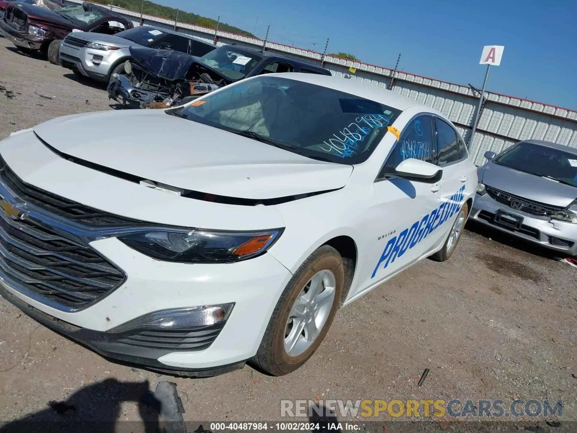 2 fotografías del automóvil dañado 1G1ZC5ST2LF116832 CHEVROLET MALIBU 2020