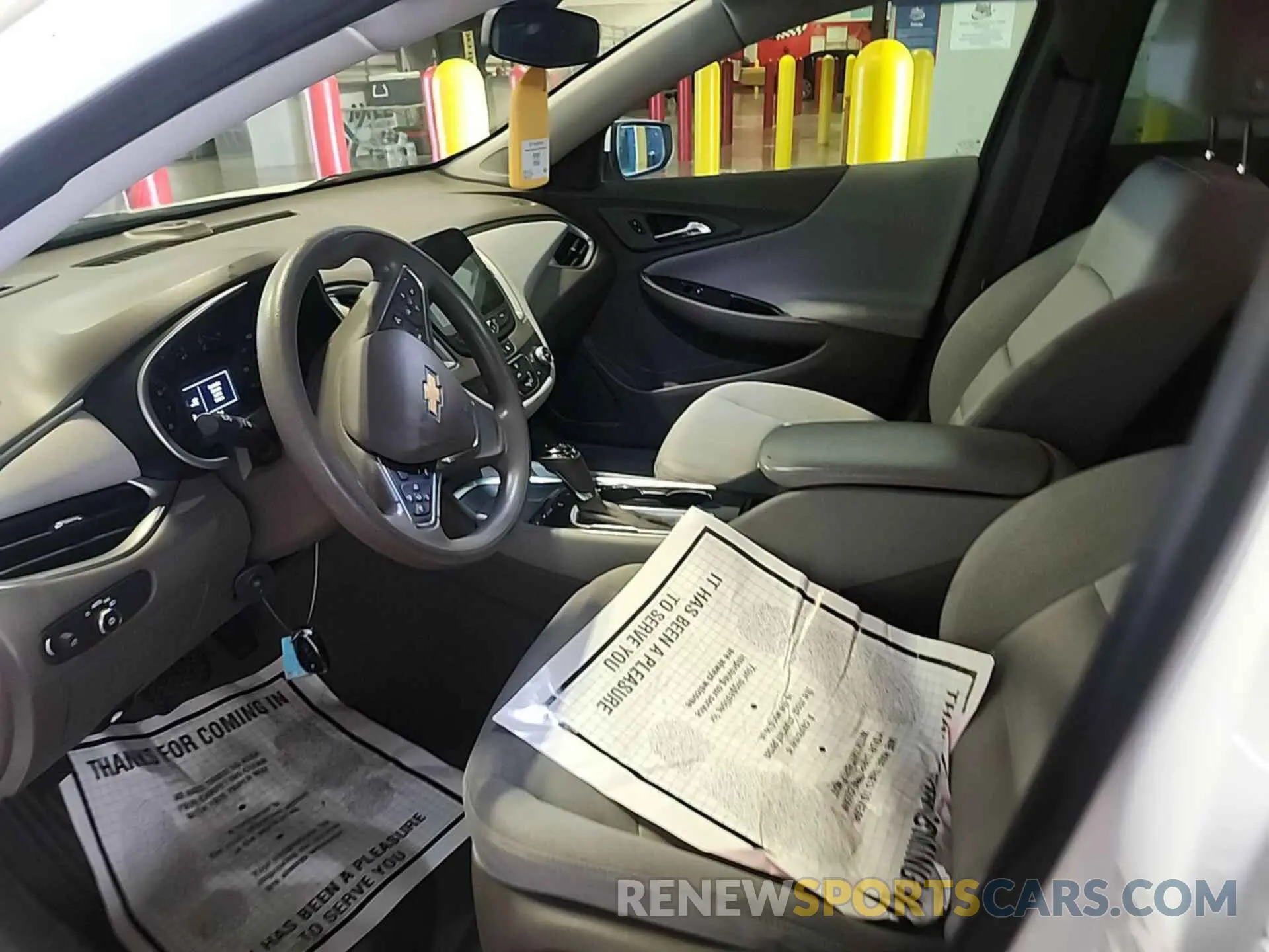 9 fotografías del automóvil dañado 1G1ZC5ST2LF154299 CHEVROLET MALIBU 2020