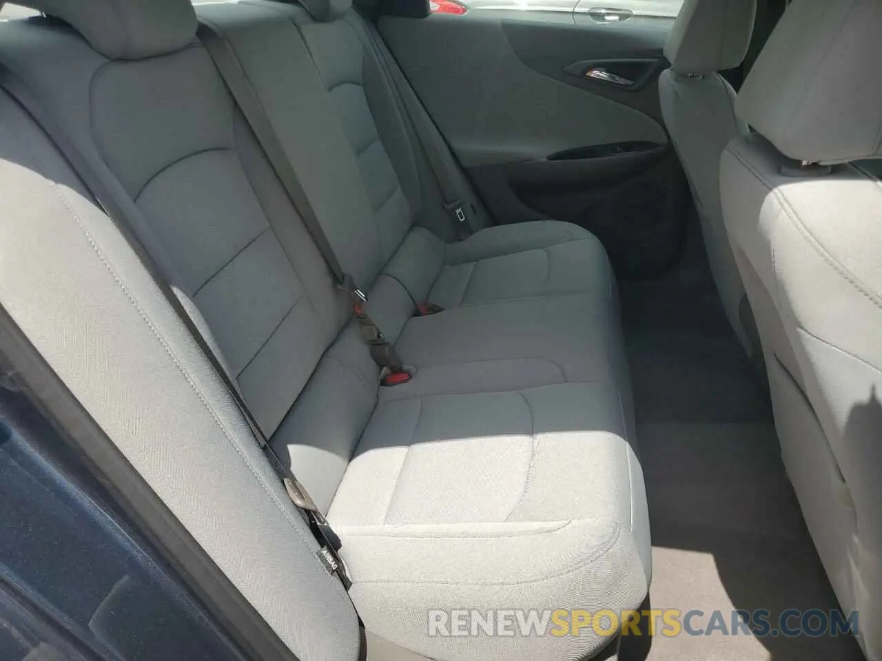 10 fotografías del automóvil dañado 1G1ZC5ST3LF088376 CHEVROLET MALIBU 2020