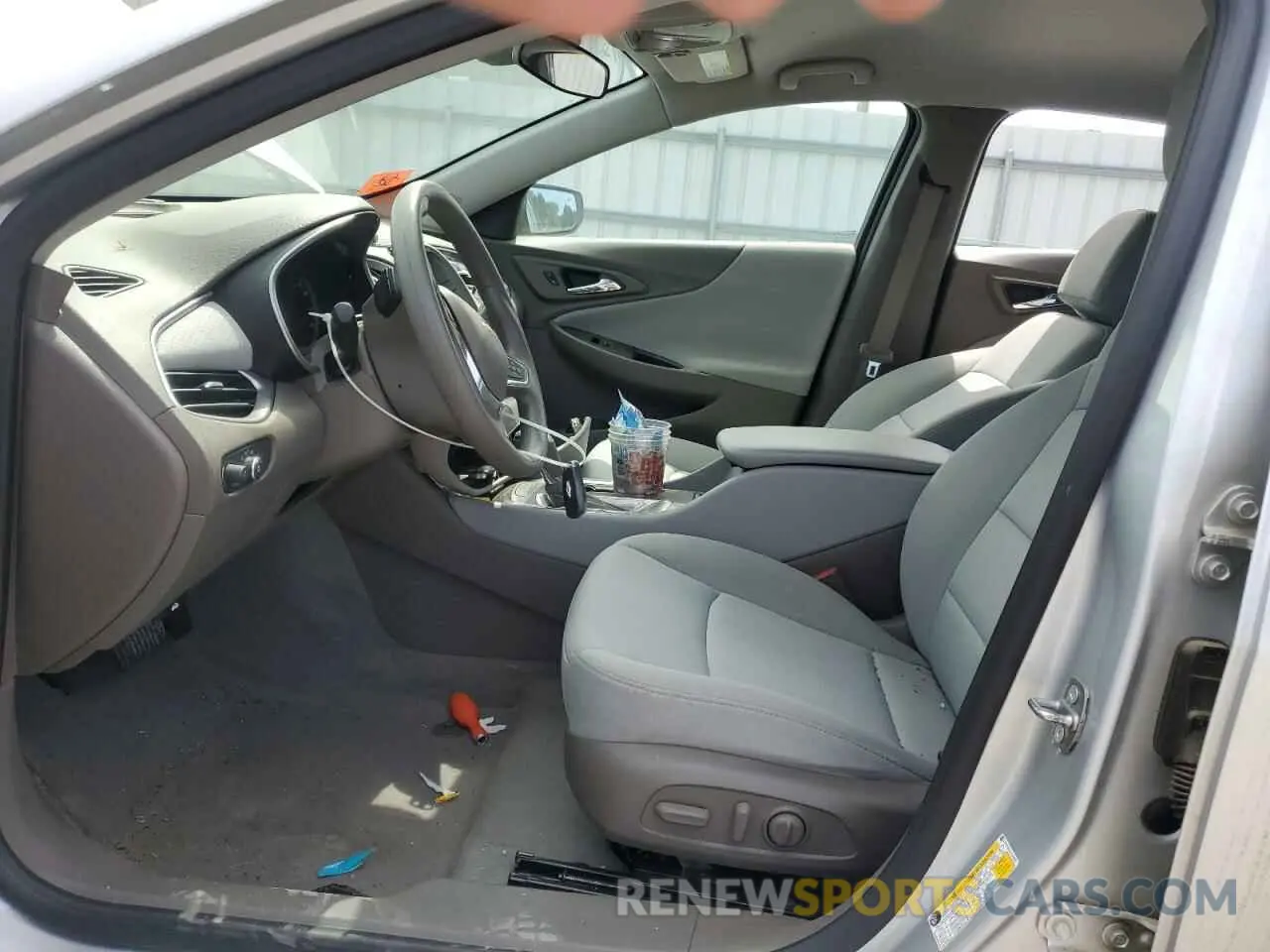 7 fotografías del automóvil dañado 1G1ZC5ST4LF100356 CHEVROLET MALIBU 2020