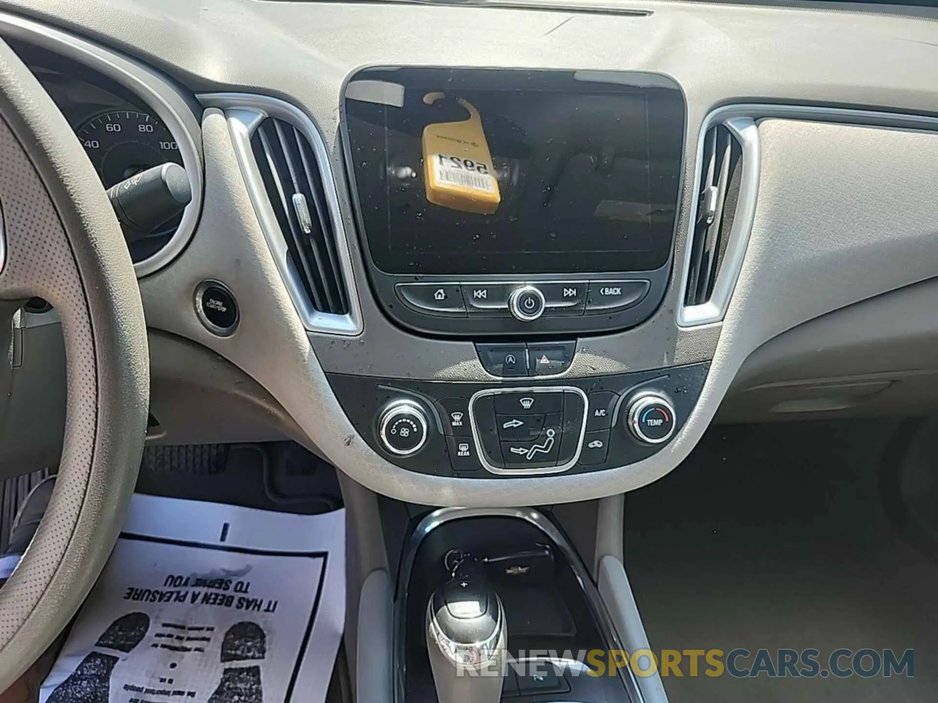 26 fotografías del automóvil dañado 1G1ZC5ST4LF136340 CHEVROLET MALIBU 2020