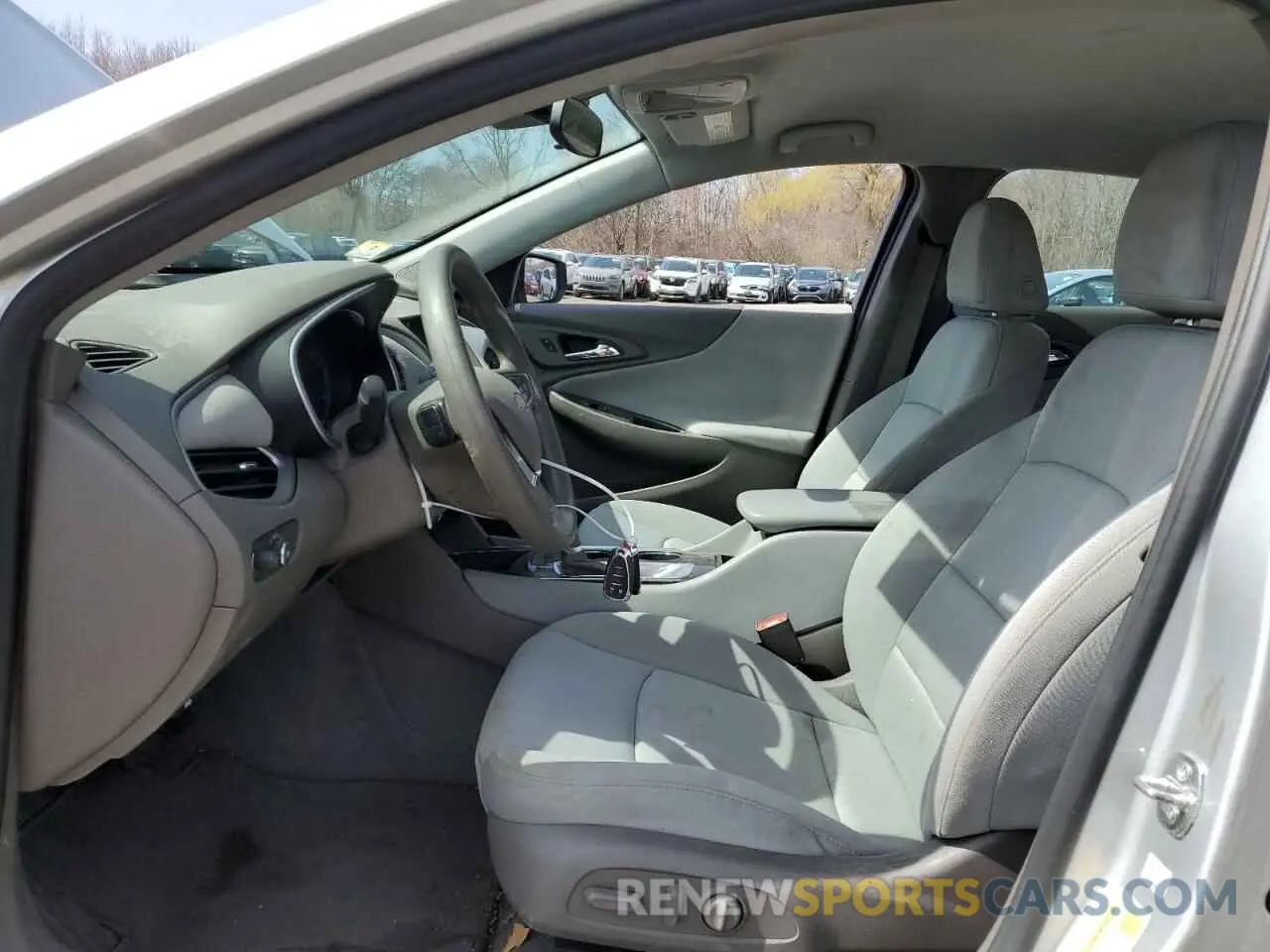 7 fotografías del automóvil dañado 1G1ZC5ST5LF156676 CHEVROLET MALIBU 2020