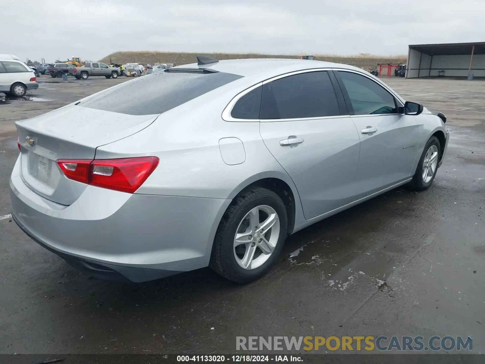 4 fotografías del automóvil dañado 1G1ZC5ST8LF015665 CHEVROLET MALIBU 2020