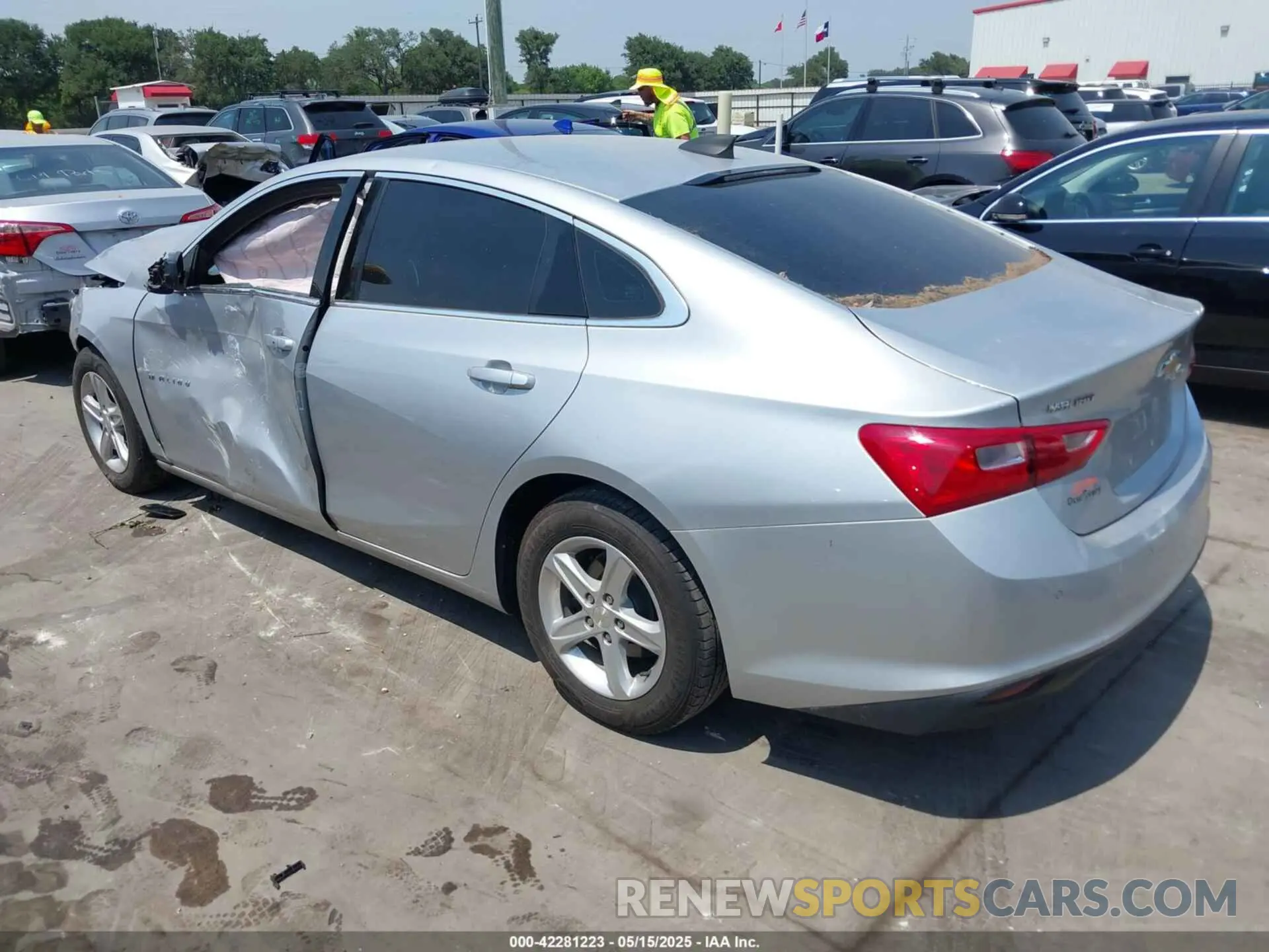 3 fotografías del automóvil dañado 1G1ZC5ST8LF075011 CHEVROLET MALIBU 2020