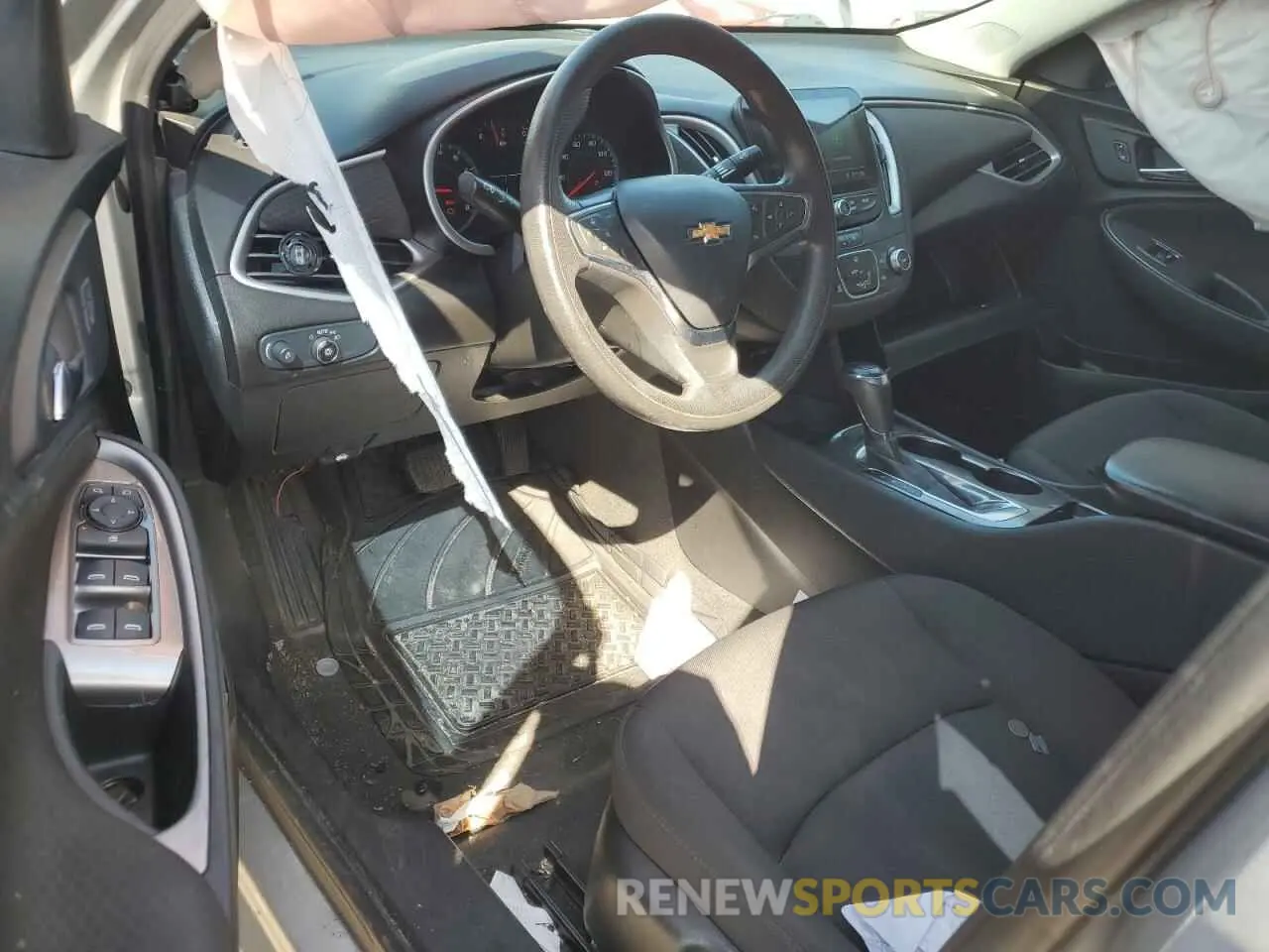 8 fotografías del automóvil dañado 1G1ZC5STXLF068237 CHEVROLET MALIBU 2020
