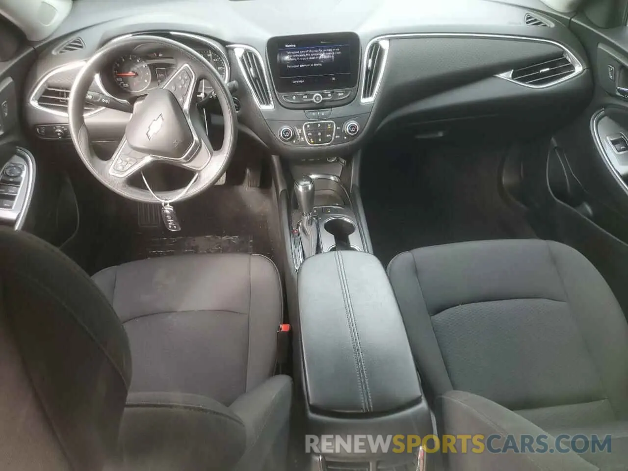 8 fotografías del automóvil dañado 1G1ZD5ST0LF016046 CHEVROLET MALIBU 2020