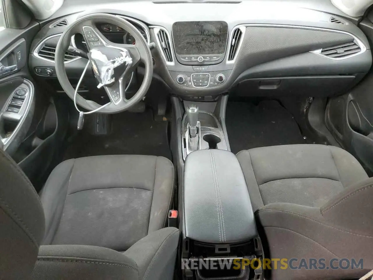 8 fotografías del automóvil dañado 1G1ZD5ST0LF041805 CHEVROLET MALIBU 2020