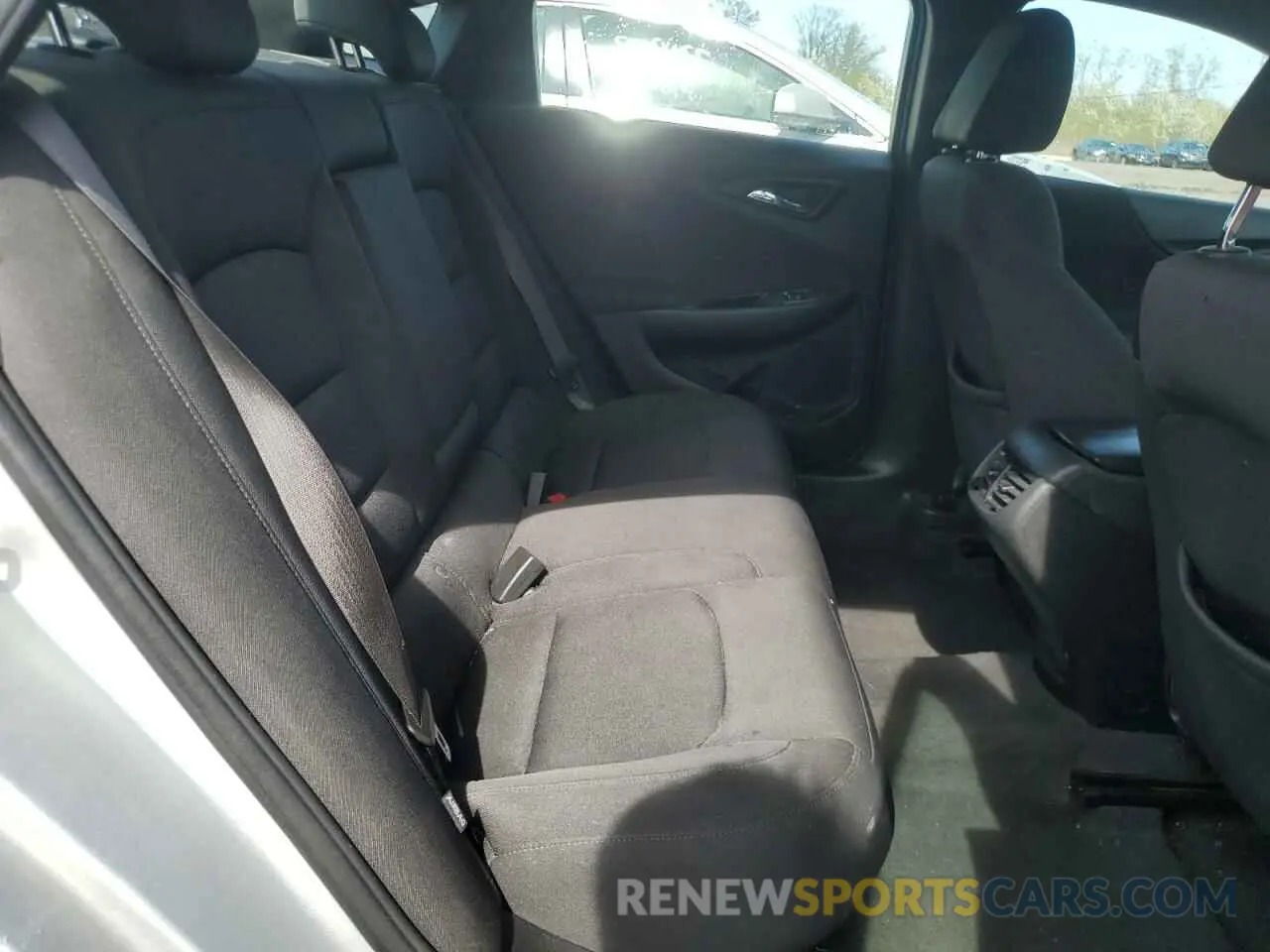 10 fotografías del automóvil dañado 1G1ZD5ST0LF053338 CHEVROLET MALIBU 2020