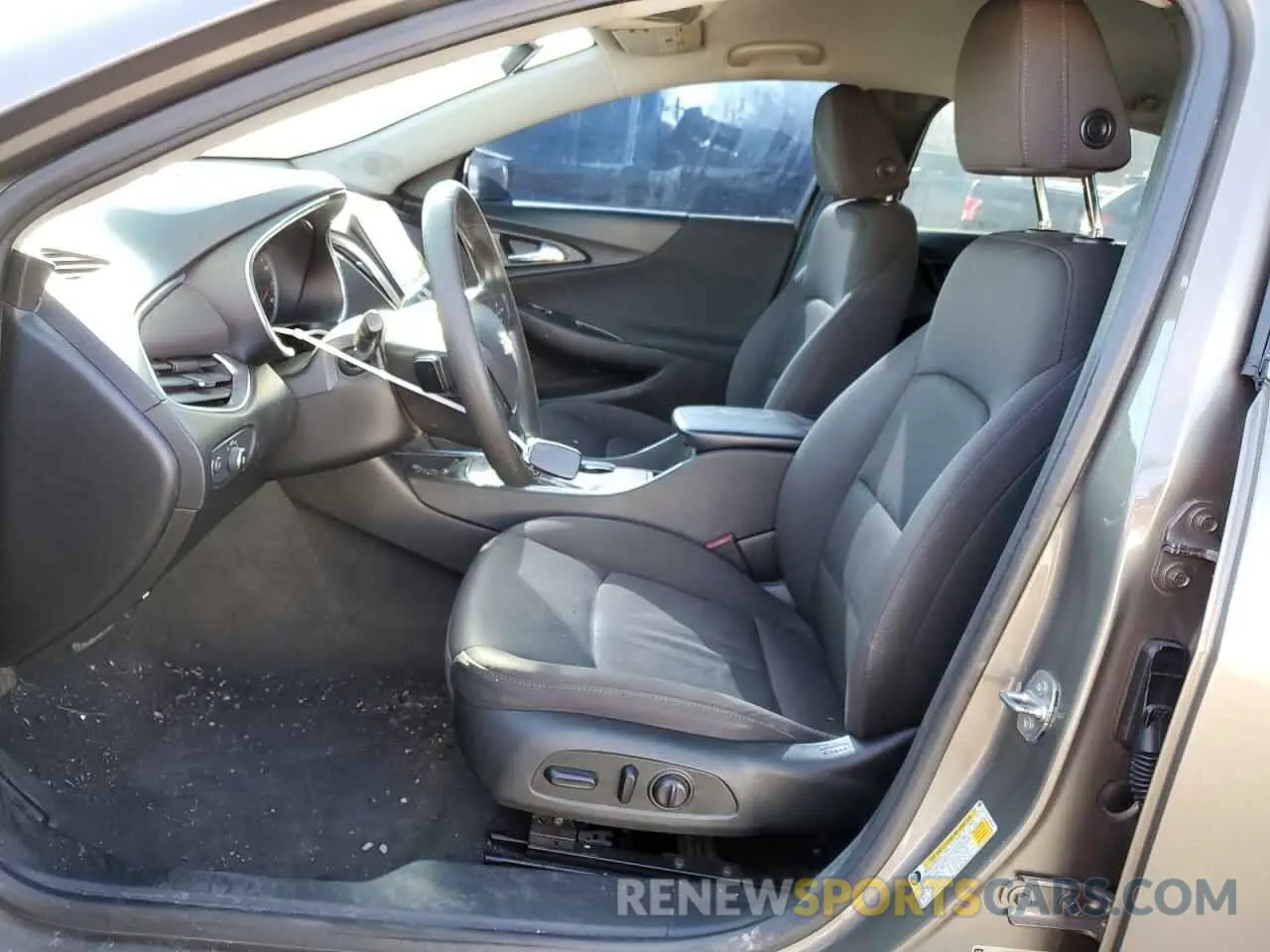7 fotografías del automóvil dañado 1G1ZD5ST0LF098649 CHEVROLET MALIBU 2020