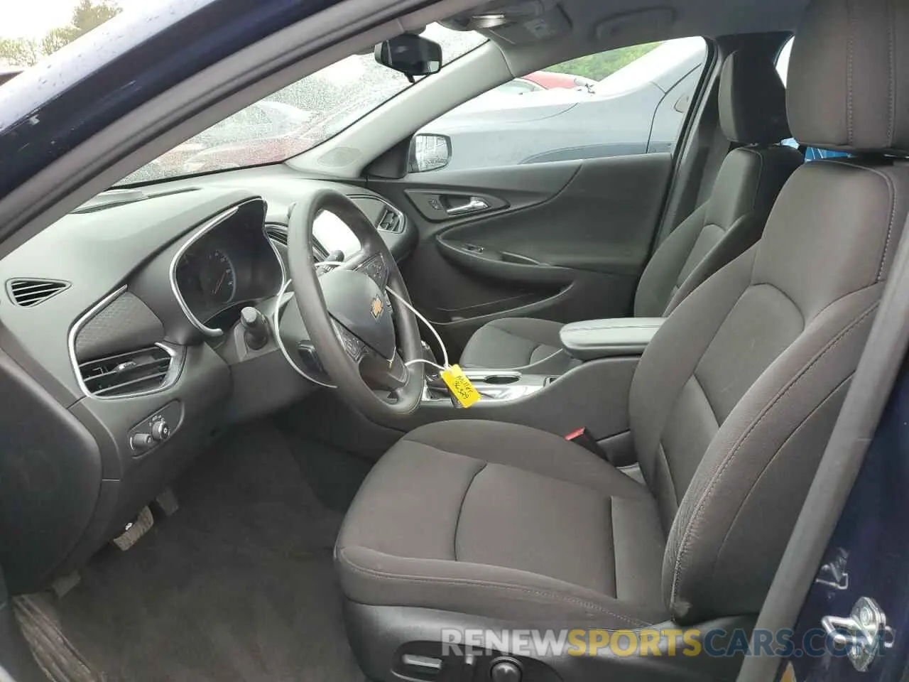 7 fotografías del automóvil dañado 1G1ZD5ST0LF138275 CHEVROLET MALIBU 2020