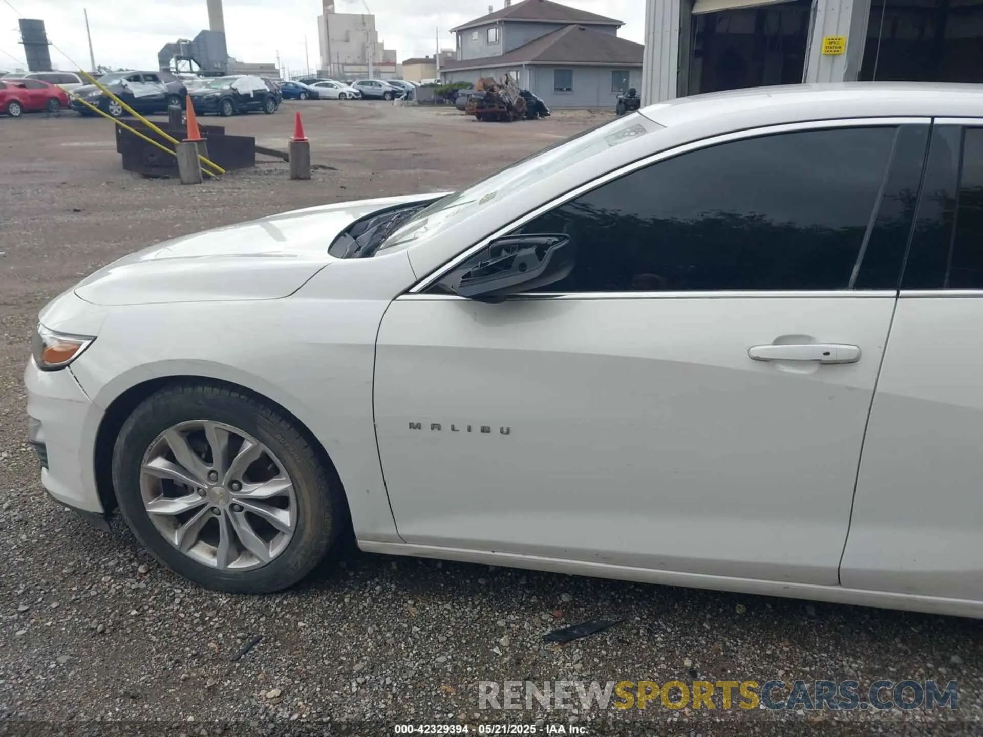 14 fotografías del automóvil dañado 1G1ZD5ST1LF030022 CHEVROLET MALIBU 2020