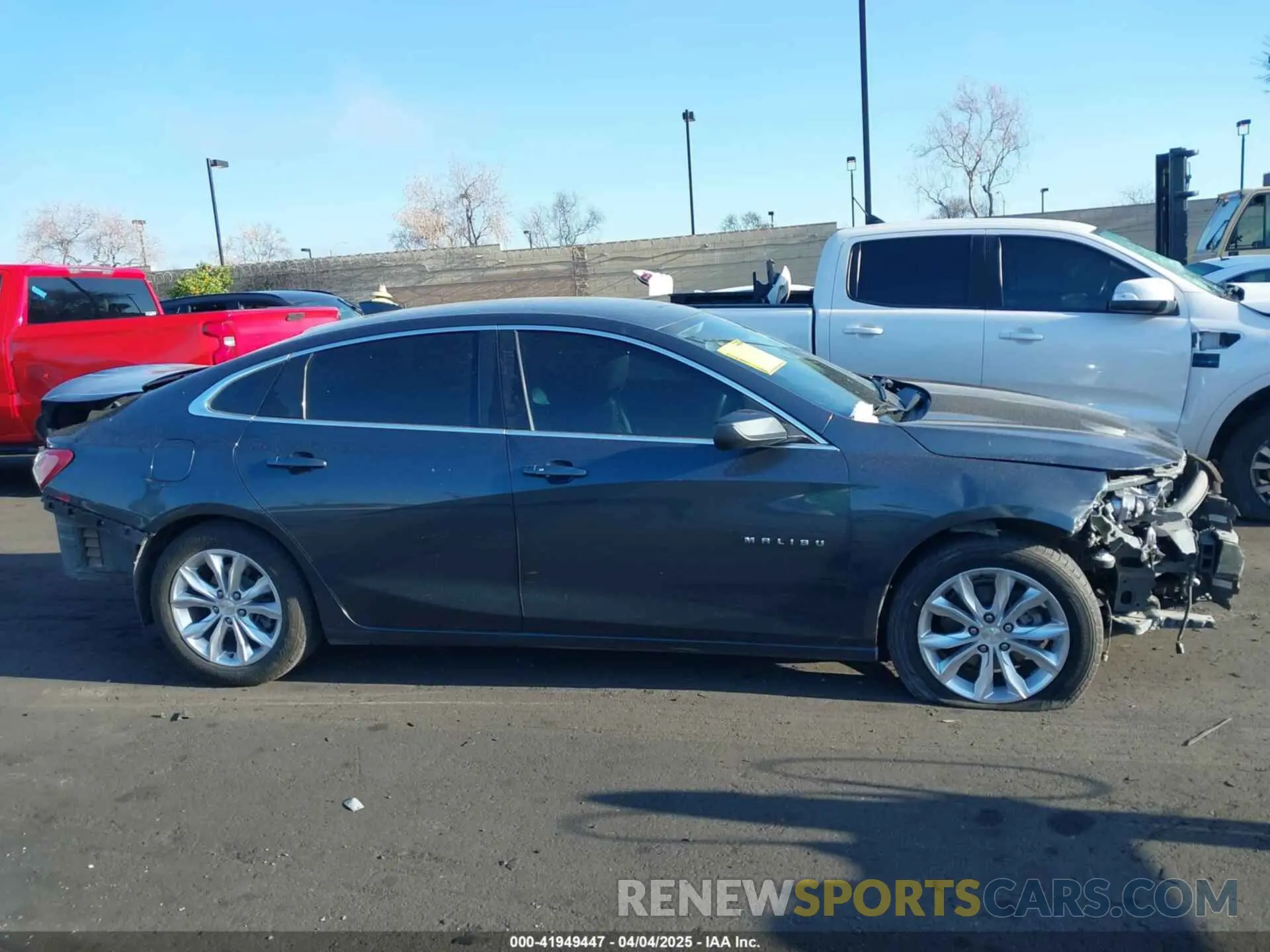 14 fotografías del automóvil dañado 1G1ZD5ST1LF051534 CHEVROLET MALIBU 2020