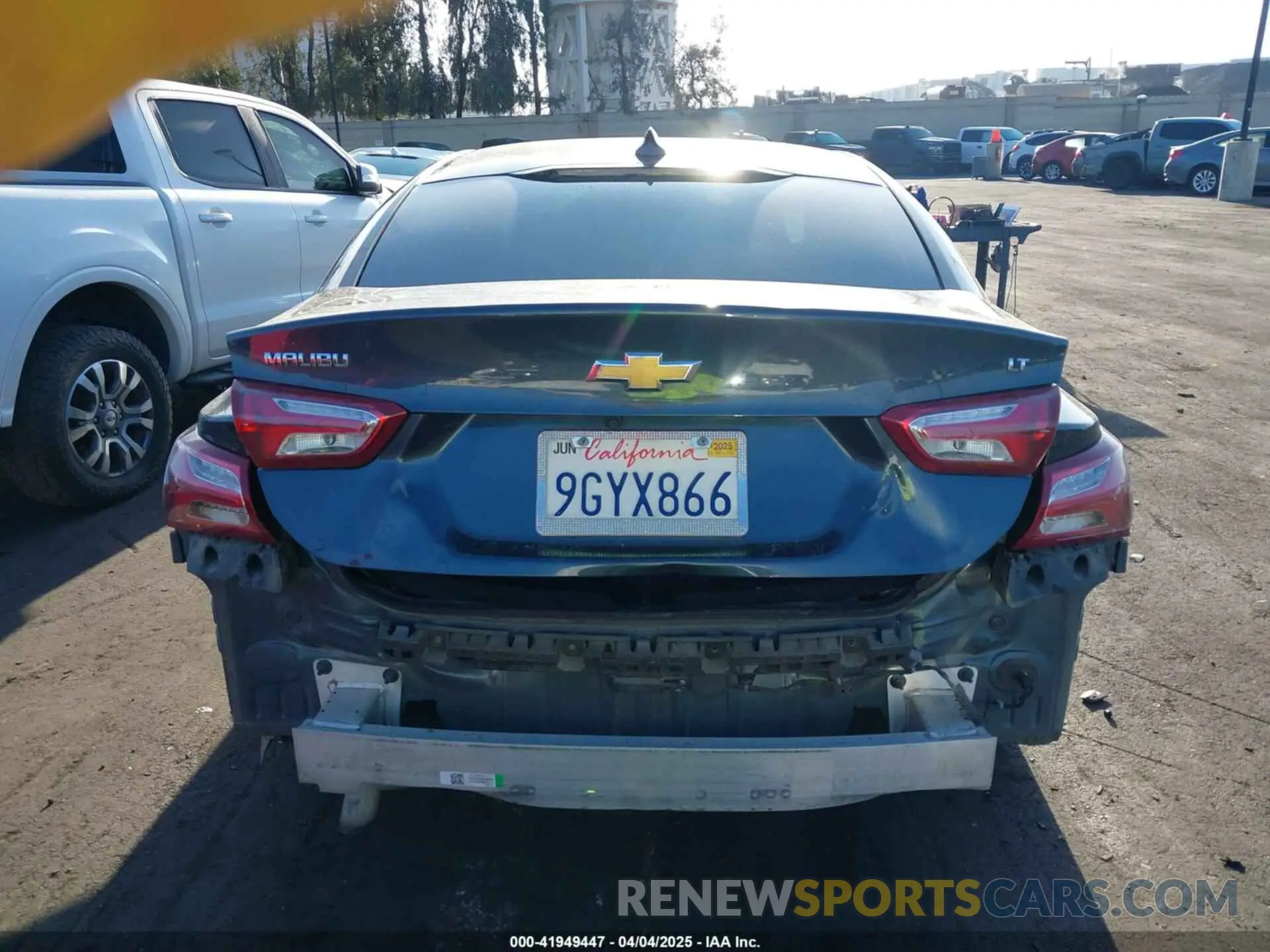 17 fotografías del automóvil dañado 1G1ZD5ST1LF051534 CHEVROLET MALIBU 2020
