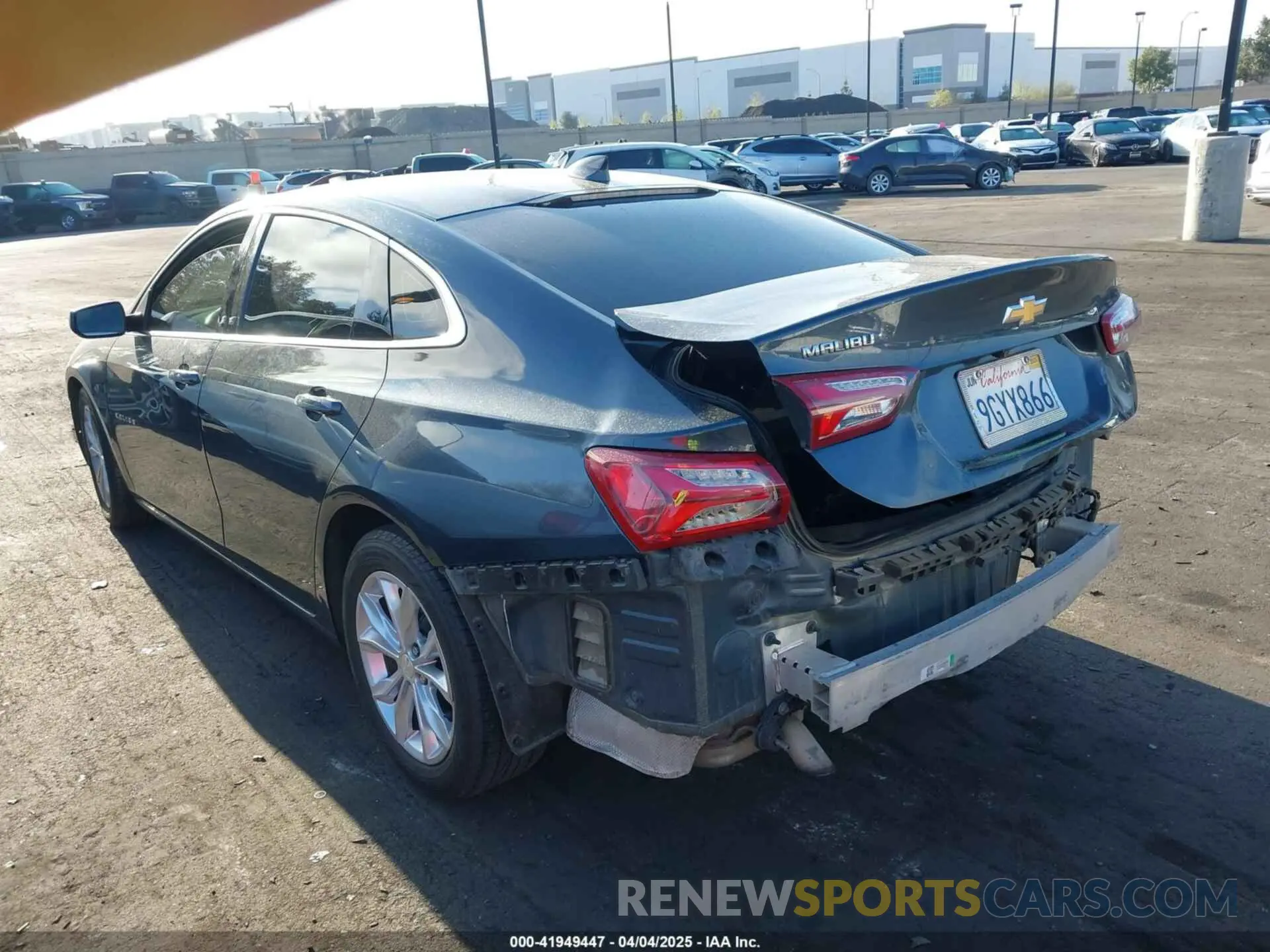3 fotografías del automóvil dañado 1G1ZD5ST1LF051534 CHEVROLET MALIBU 2020
