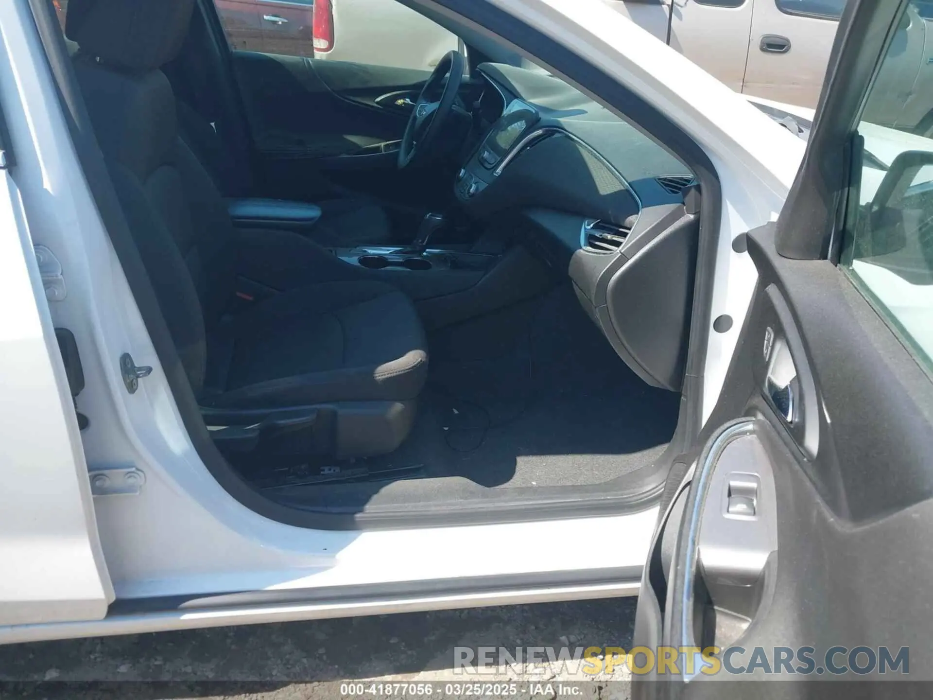 5 fotografías del automóvil dañado 1G1ZD5ST1LF052098 CHEVROLET MALIBU 2020