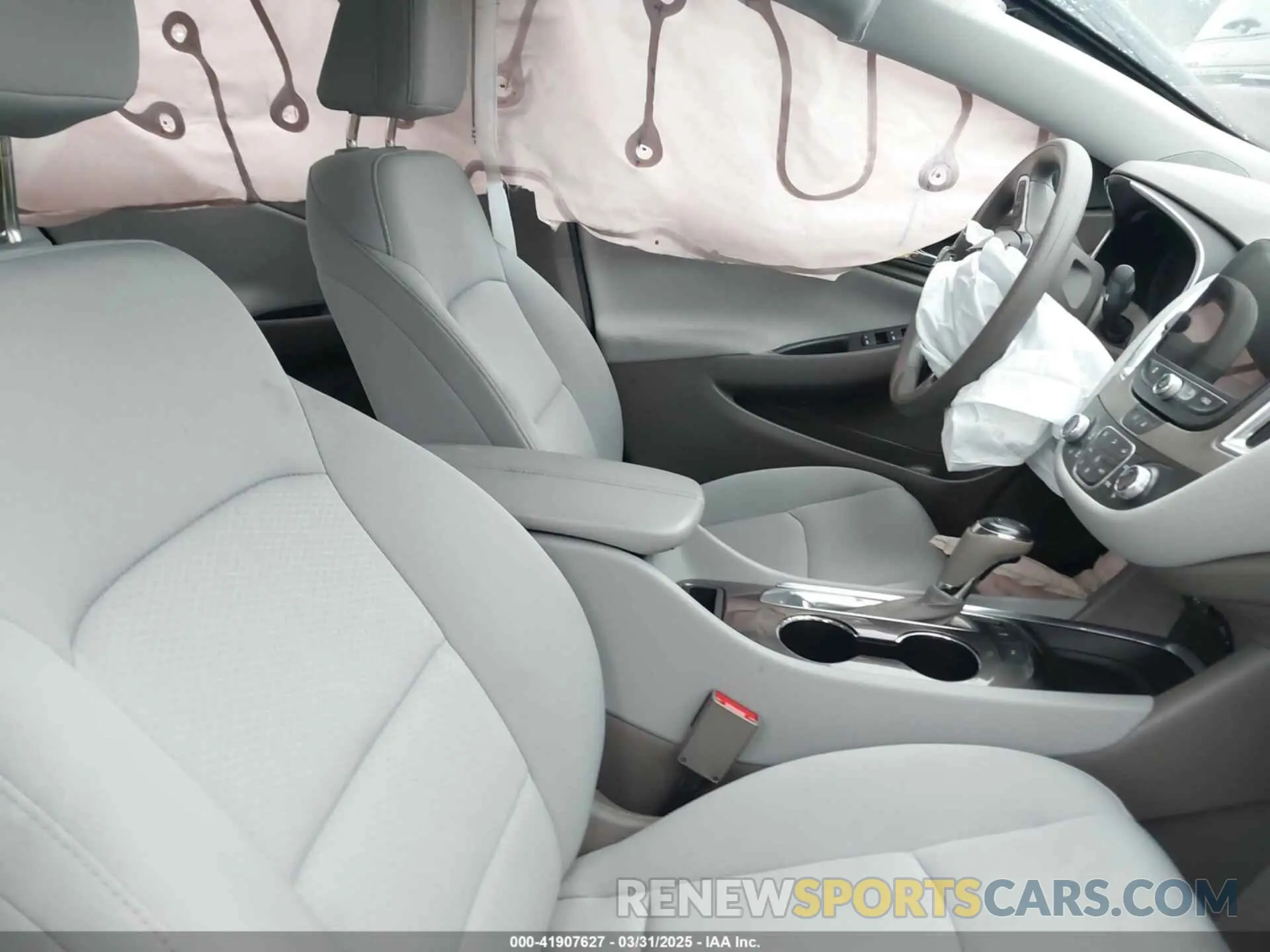 5 fotografías del automóvil dañado 1G1ZD5ST1LF062680 CHEVROLET MALIBU 2020
