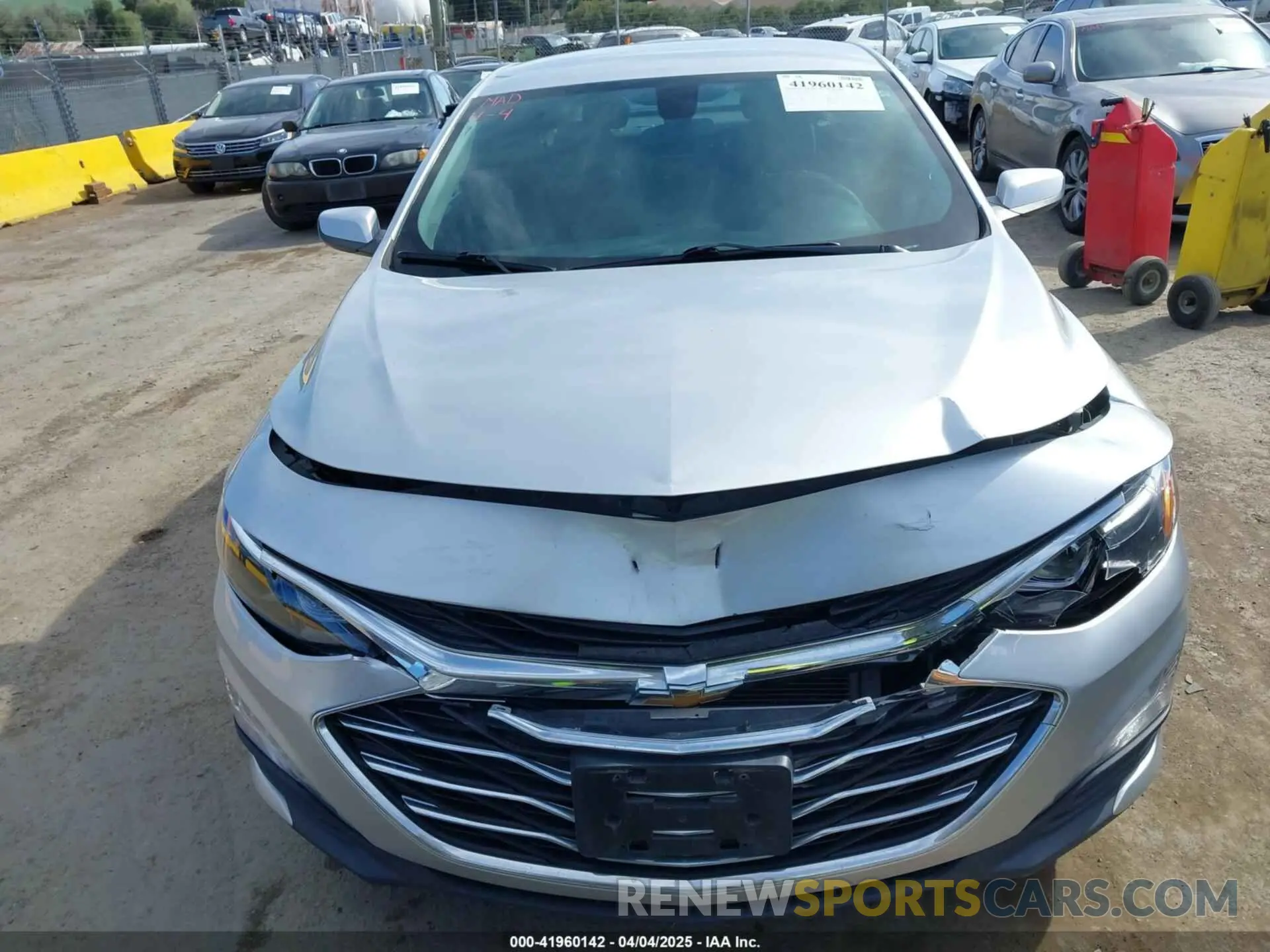 12 fotografías del automóvil dañado 1G1ZD5ST1LF068964 CHEVROLET MALIBU 2020