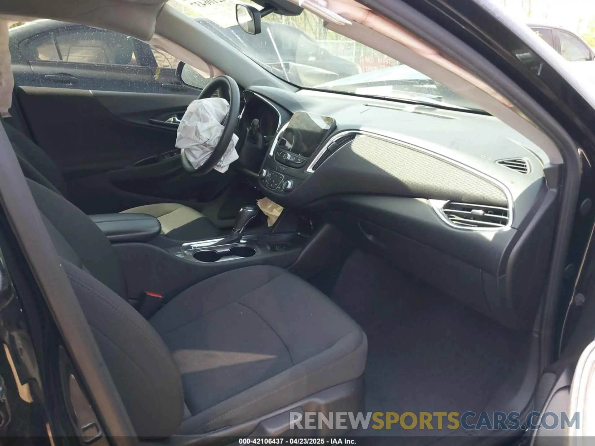 5 fotografías del automóvil dañado 1G1ZD5ST1LF155263 CHEVROLET MALIBU 2020