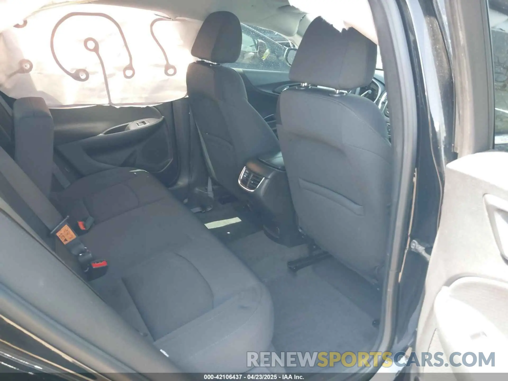 8 fotografías del automóvil dañado 1G1ZD5ST1LF155263 CHEVROLET MALIBU 2020