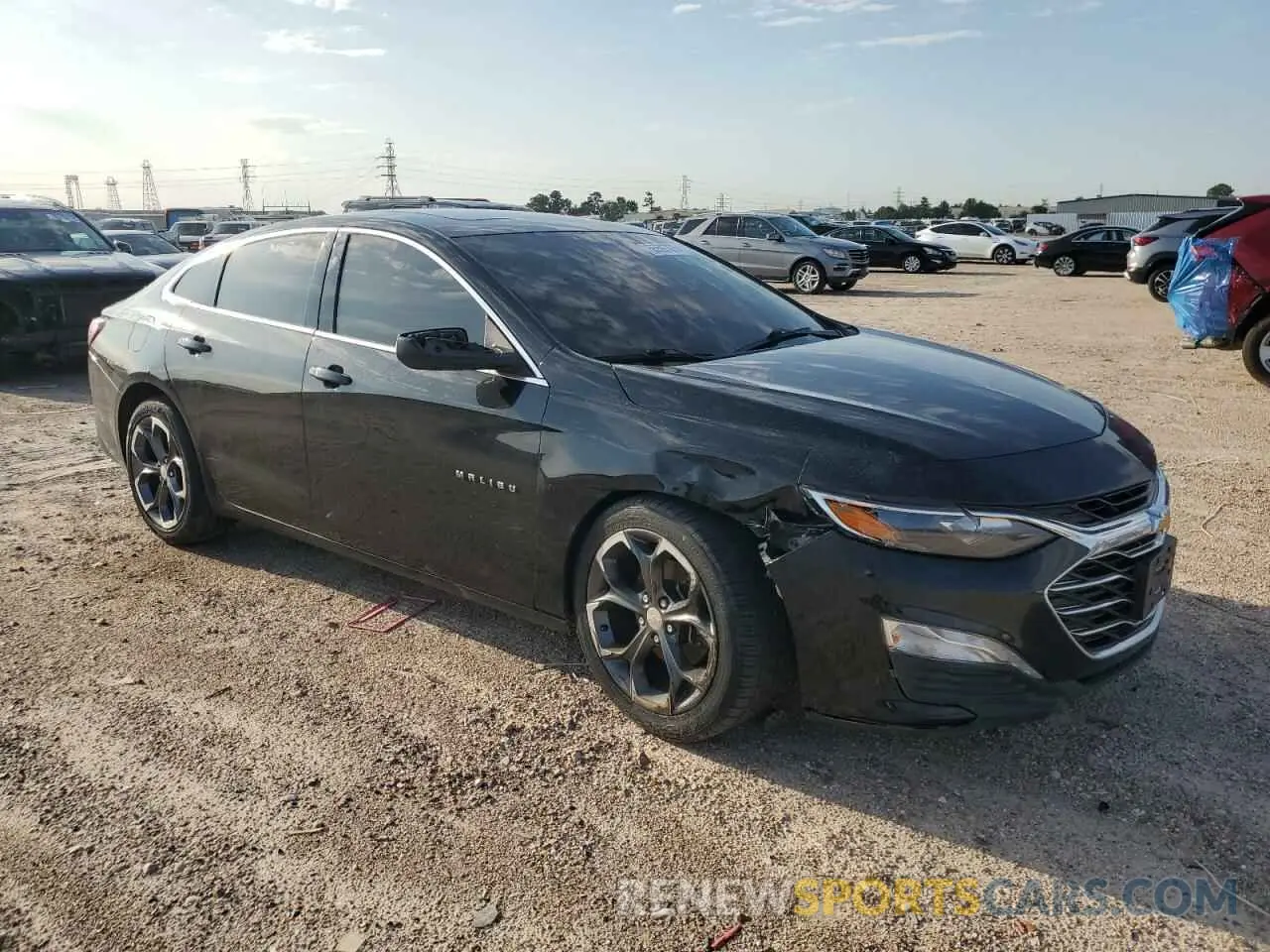 4 fotografías del automóvil dañado 1G1ZD5ST1LF157997 CHEVROLET MALIBU 2020