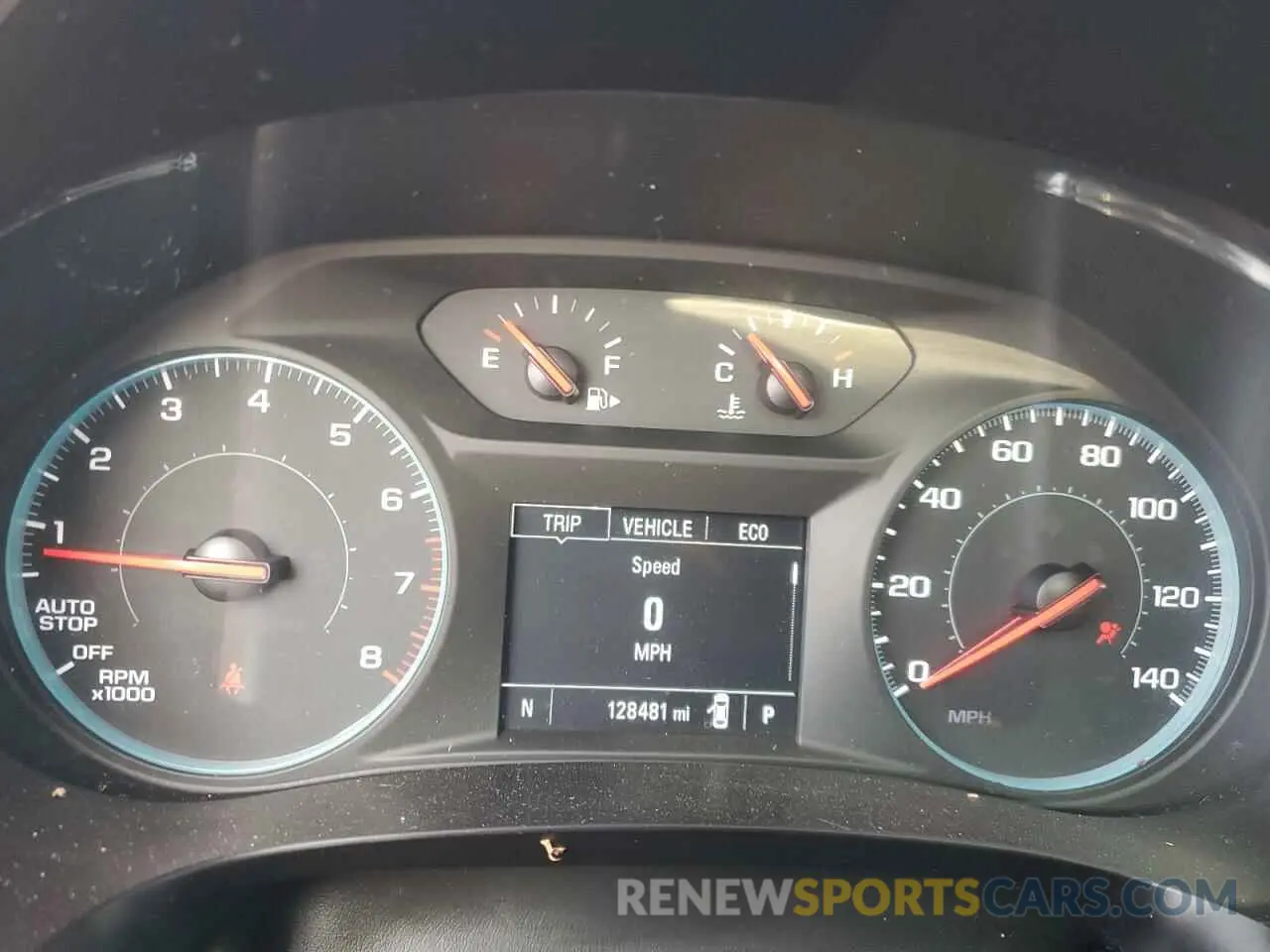 9 fotografías del automóvil dañado 1G1ZD5ST1LF157997 CHEVROLET MALIBU 2020