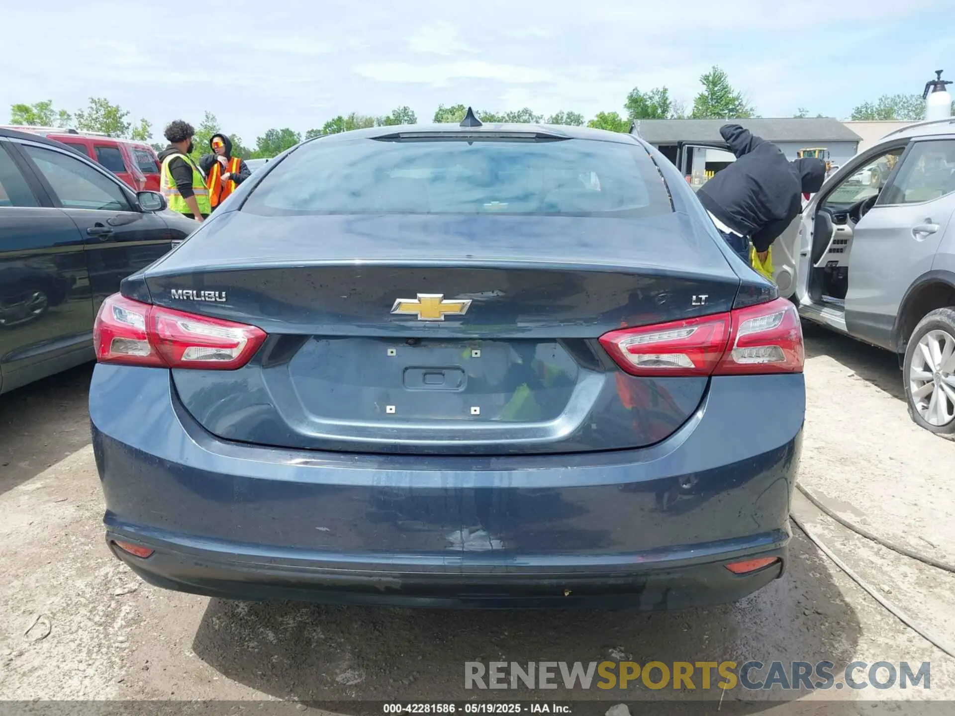 16 fotografías del automóvil dañado 1G1ZD5ST2LF009857 CHEVROLET MALIBU 2020