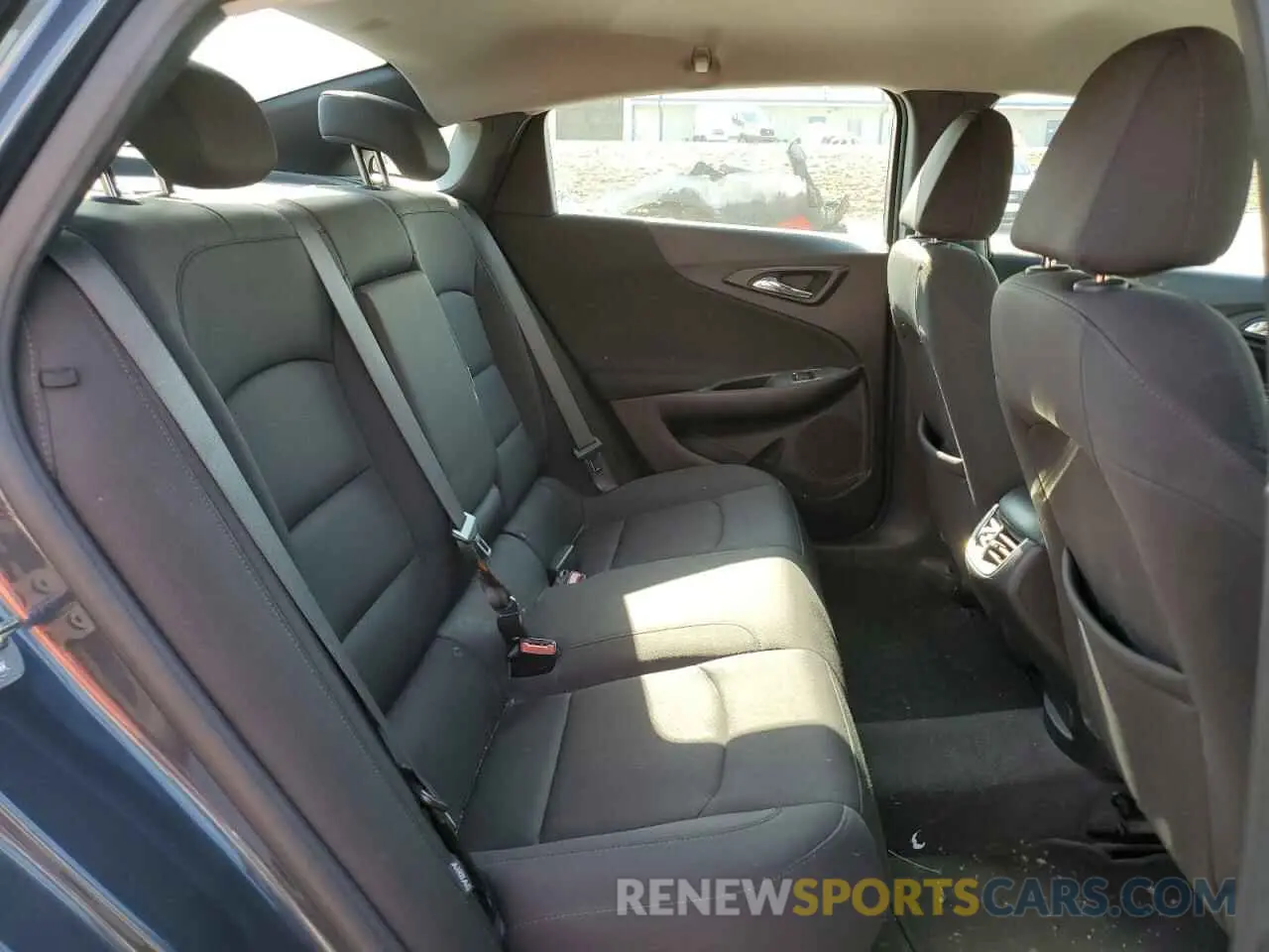 11 fotografías del automóvil dañado 1G1ZD5ST2LF089693 CHEVROLET MALIBU 2020