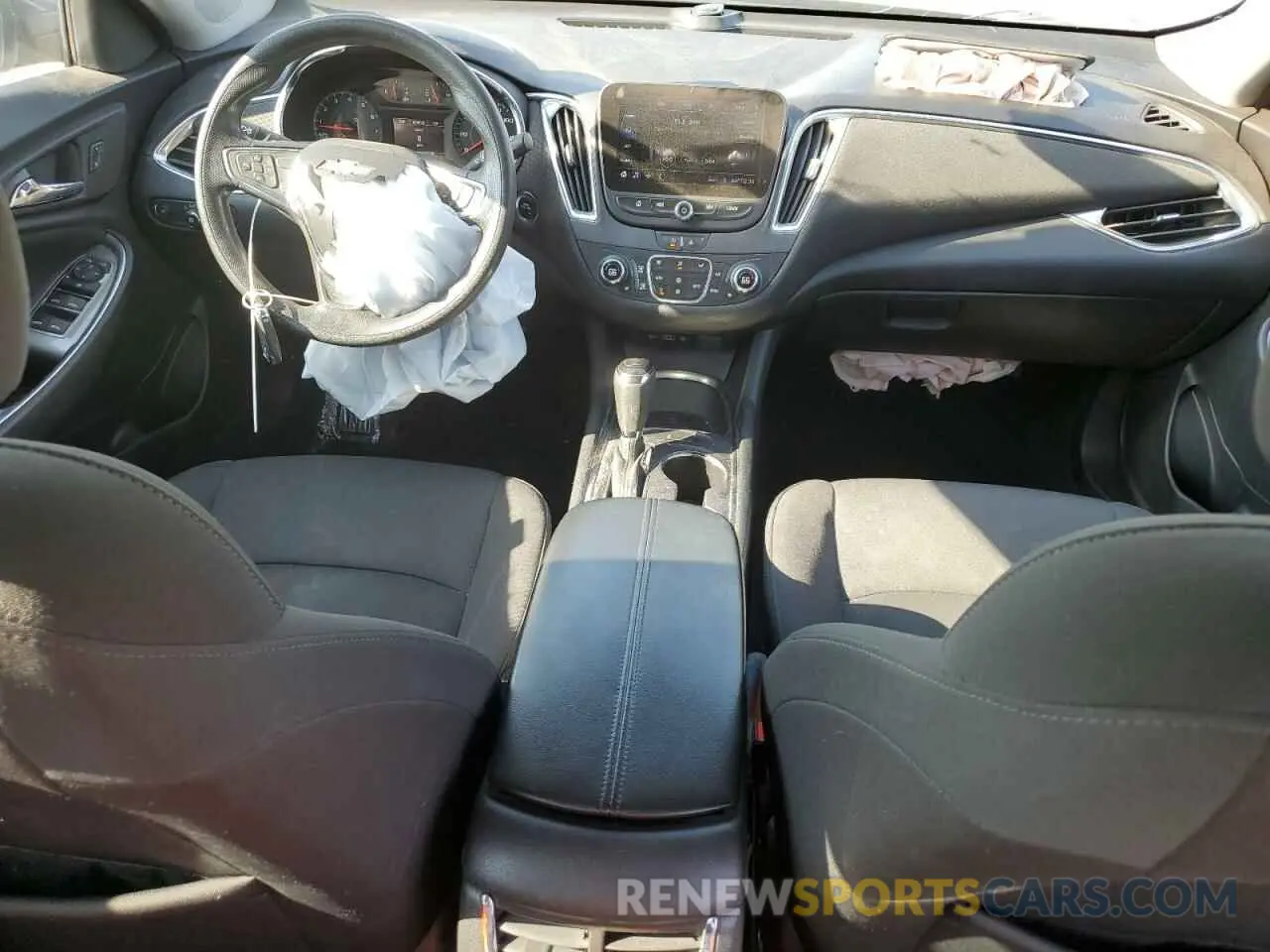 8 fotografías del automóvil dañado 1G1ZD5ST2LF089693 CHEVROLET MALIBU 2020
