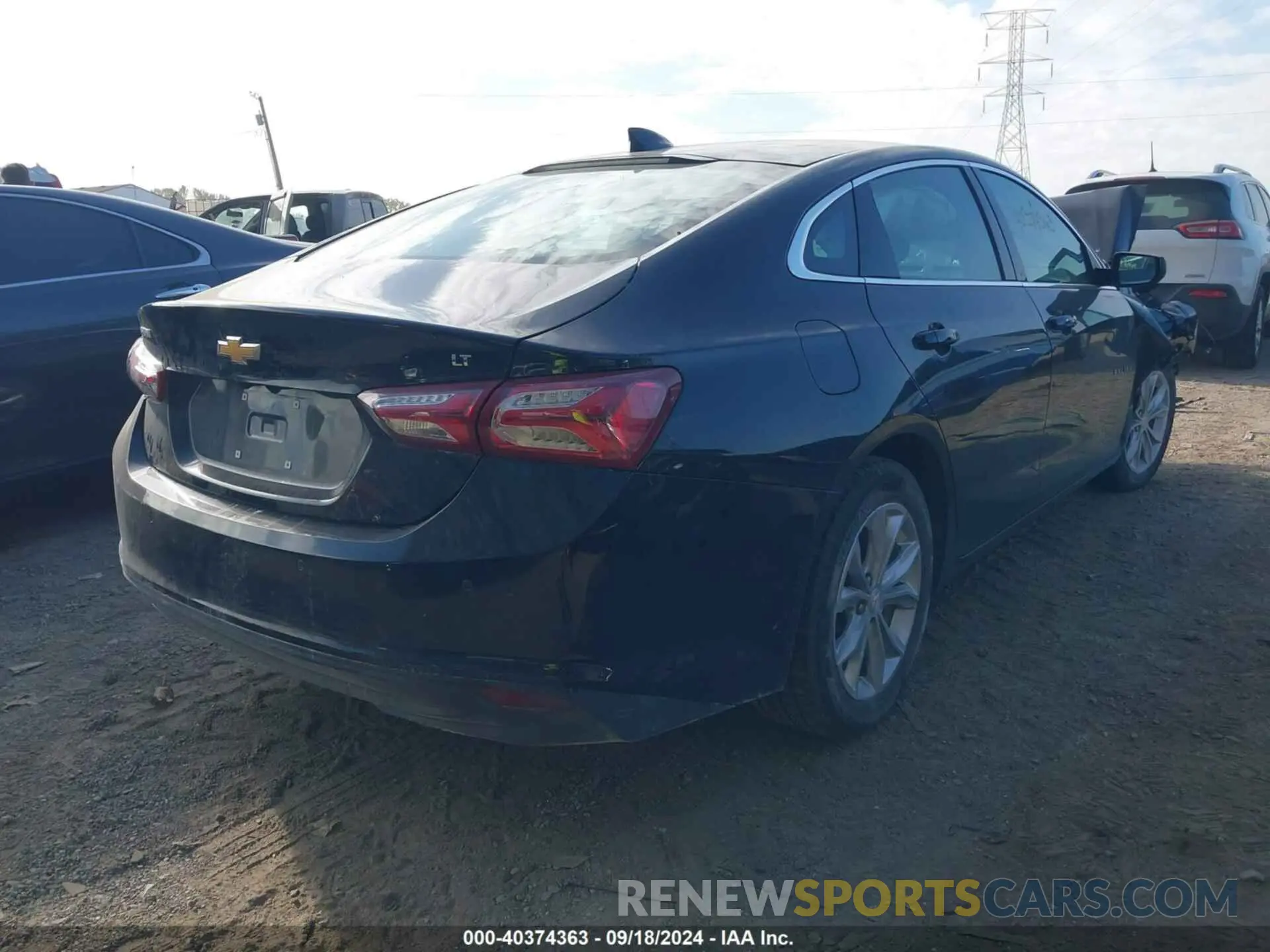 4 fotografías del automóvil dañado 1G1ZD5ST2LF099849 CHEVROLET MALIBU 2020