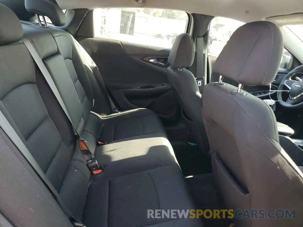 10 fotografías del automóvil dañado 1G1ZD5ST2LF126645 CHEVROLET MALIBU 2020