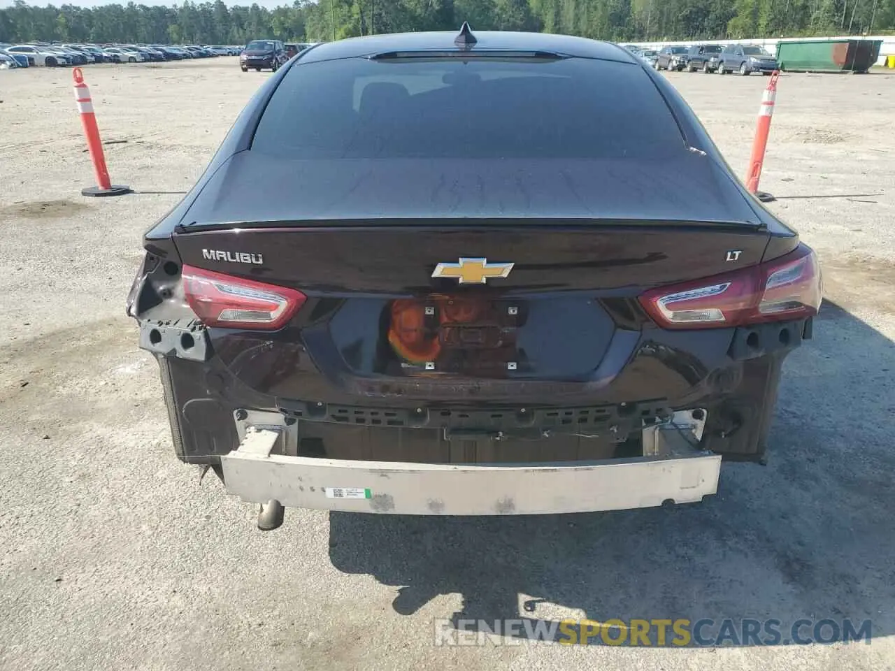 6 fotografías del automóvil dañado 1G1ZD5ST3LF029373 CHEVROLET MALIBU 2020